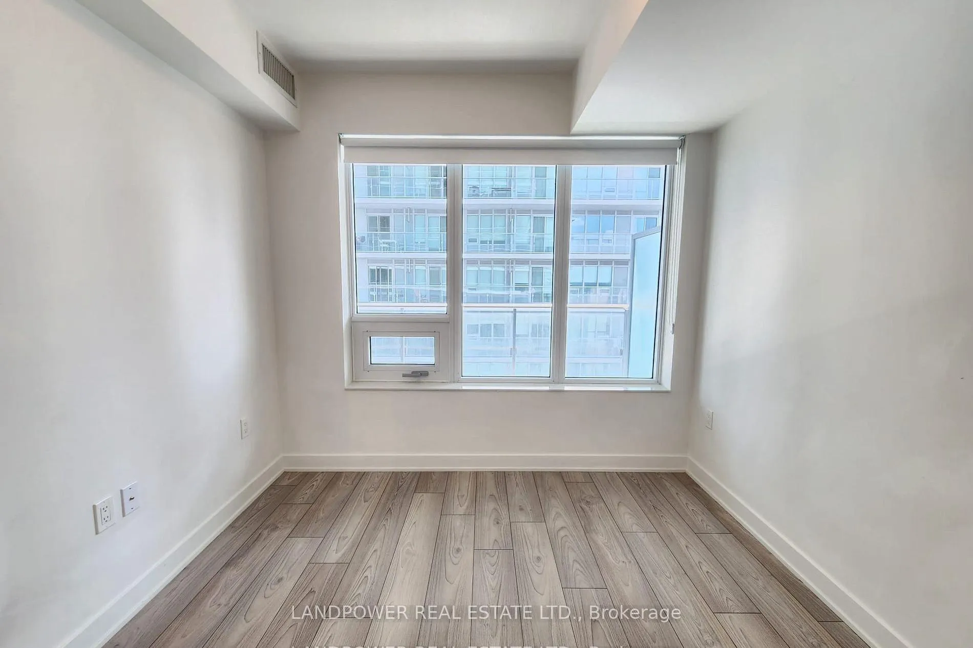 Photo 15 of Unit 2508, 99 Broadway Avenue, Toronto, Mount Pleasant West — HOMEH