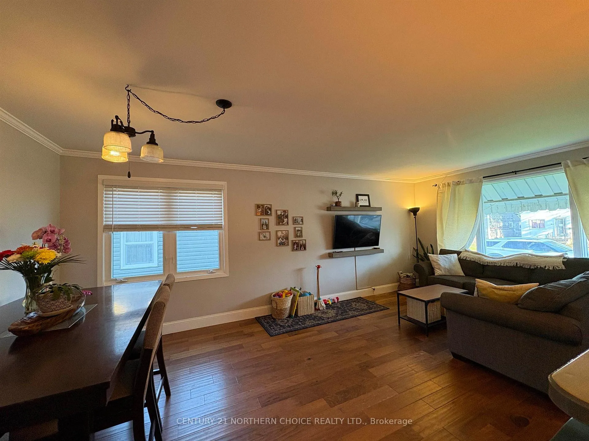 Photo 9 of 408 Third Street E, Fort Frances — HOMEH