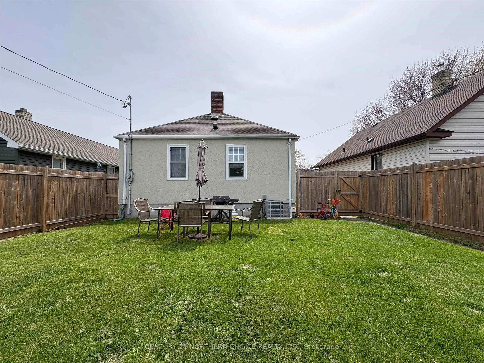 Photo 23 of 408 Third Street E, Fort Frances — HOMEH