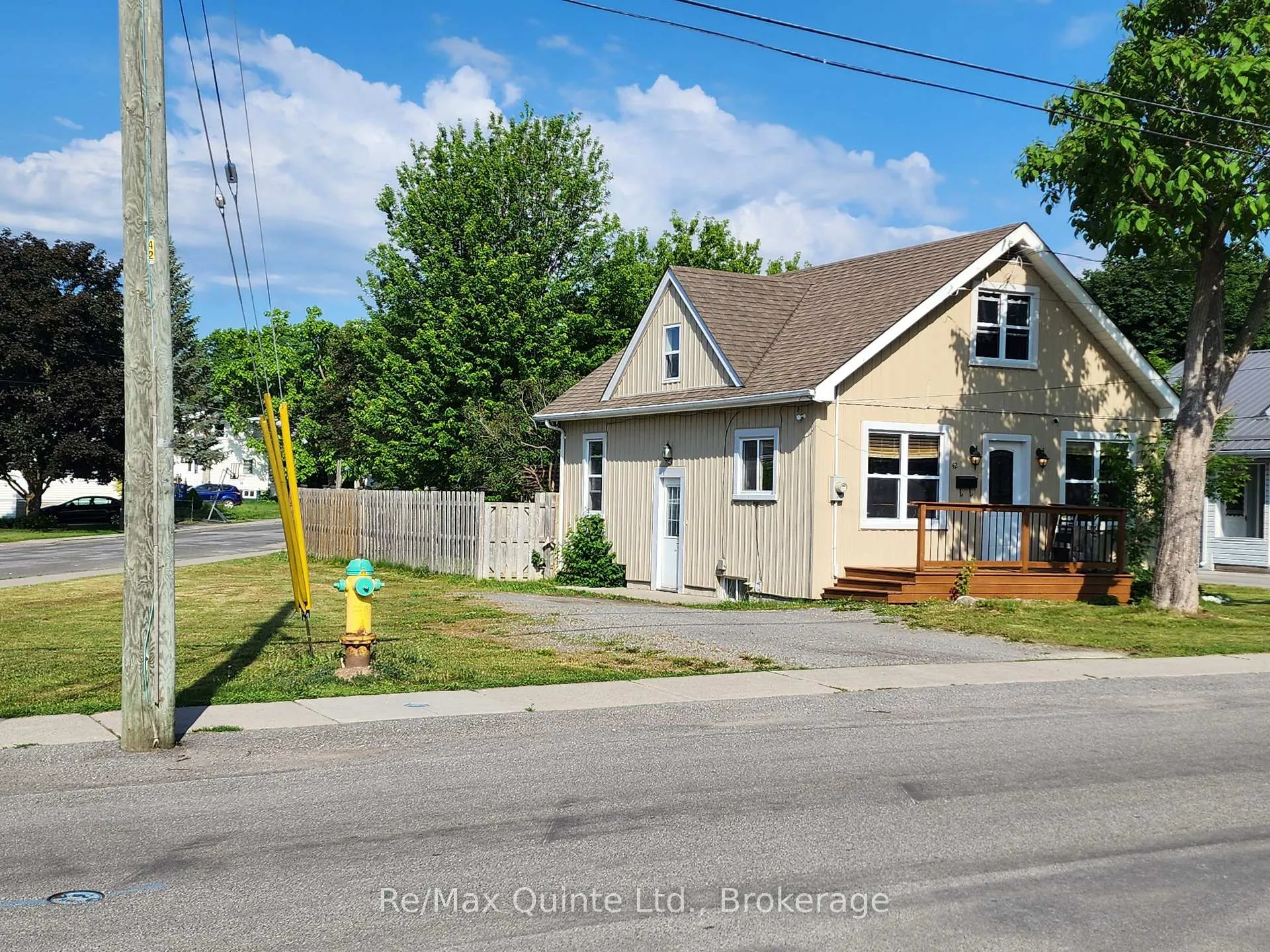 Photo 1 of 42 Ponton Street, Belleville, Belleville Ward — HOMEH