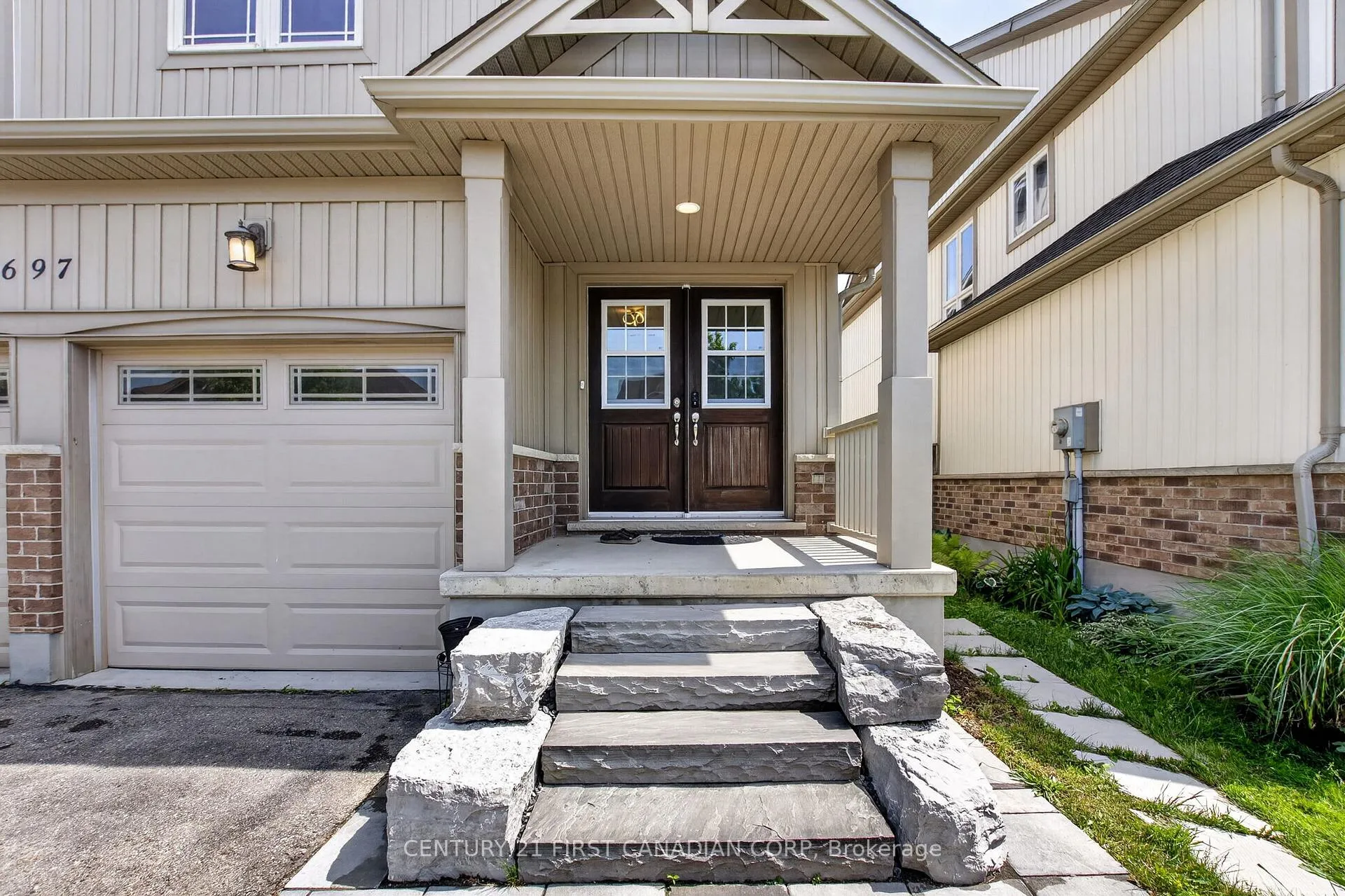 Photo 3 of 697 Killarney Road, London, North D — HOMEH