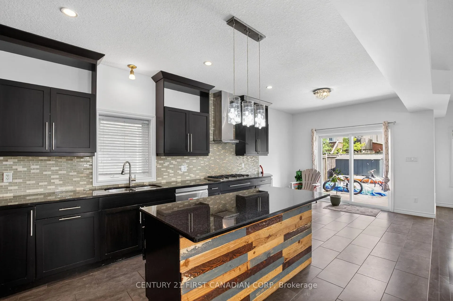 Photo 12 of 697 Killarney Road, London, North D — HOMEH