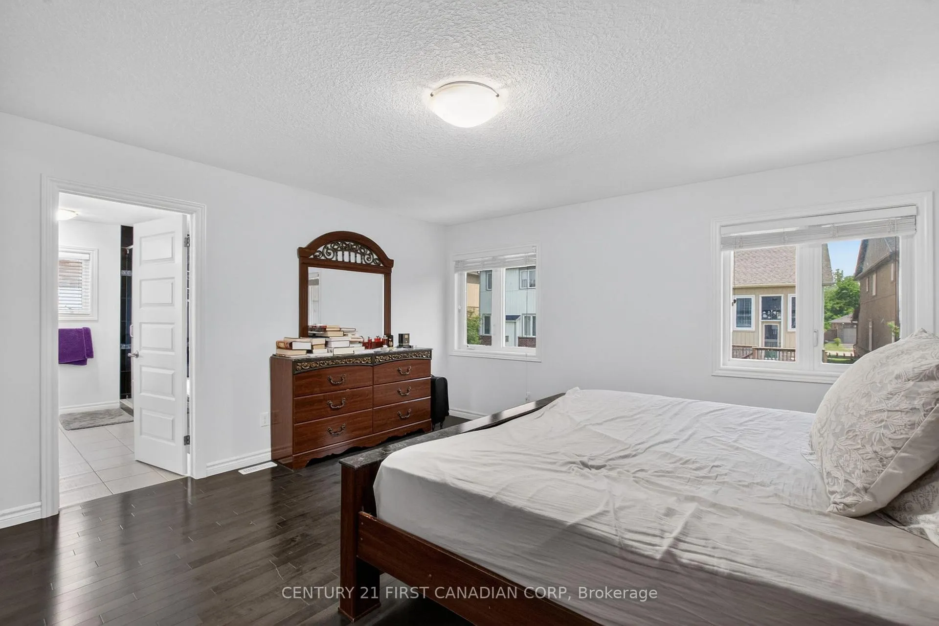 Photo 19 of 697 Killarney Road, London, North D — HOMEH