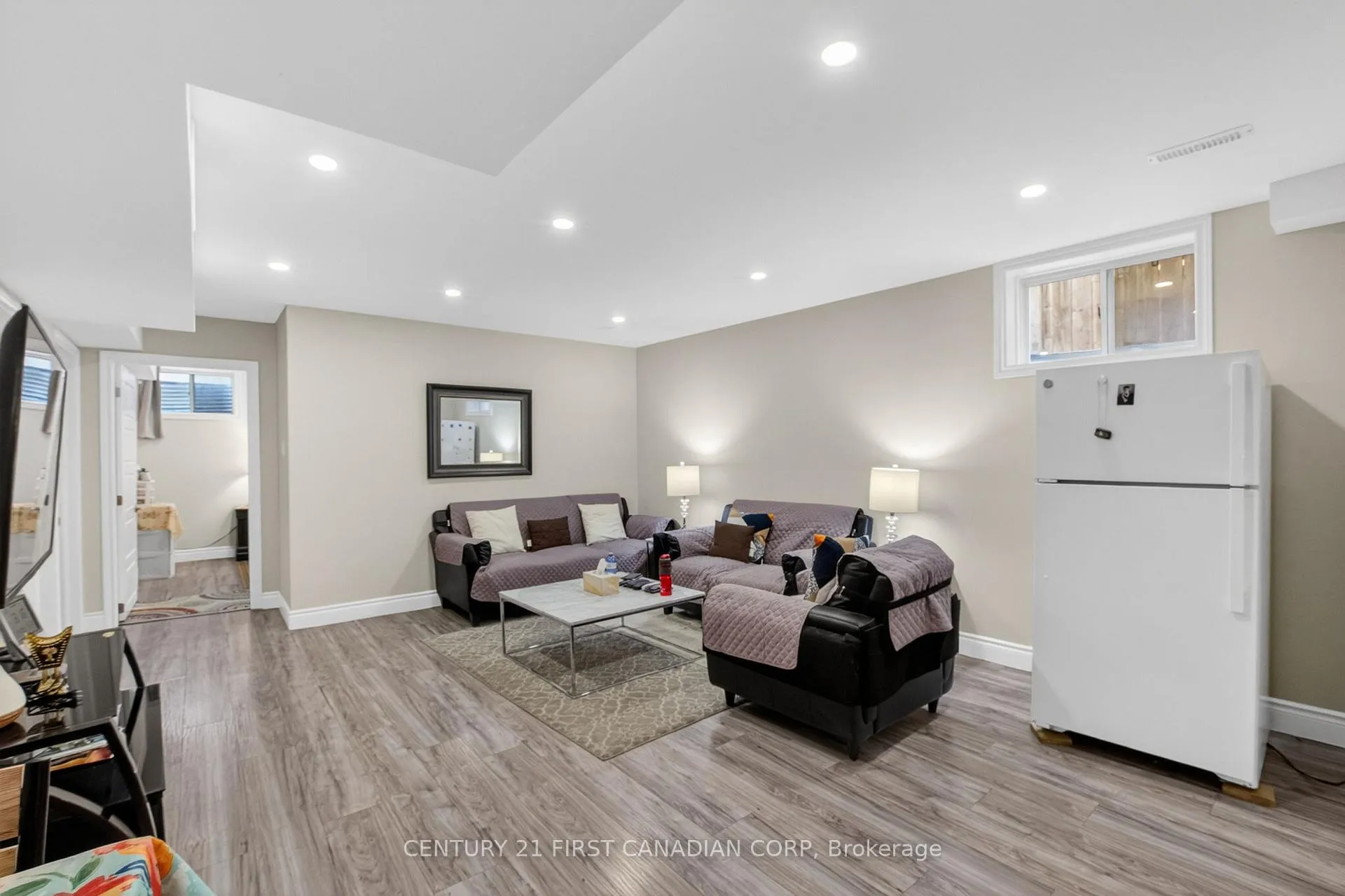 Photo 36 of 697 Killarney Road, London, North D — HOMEH