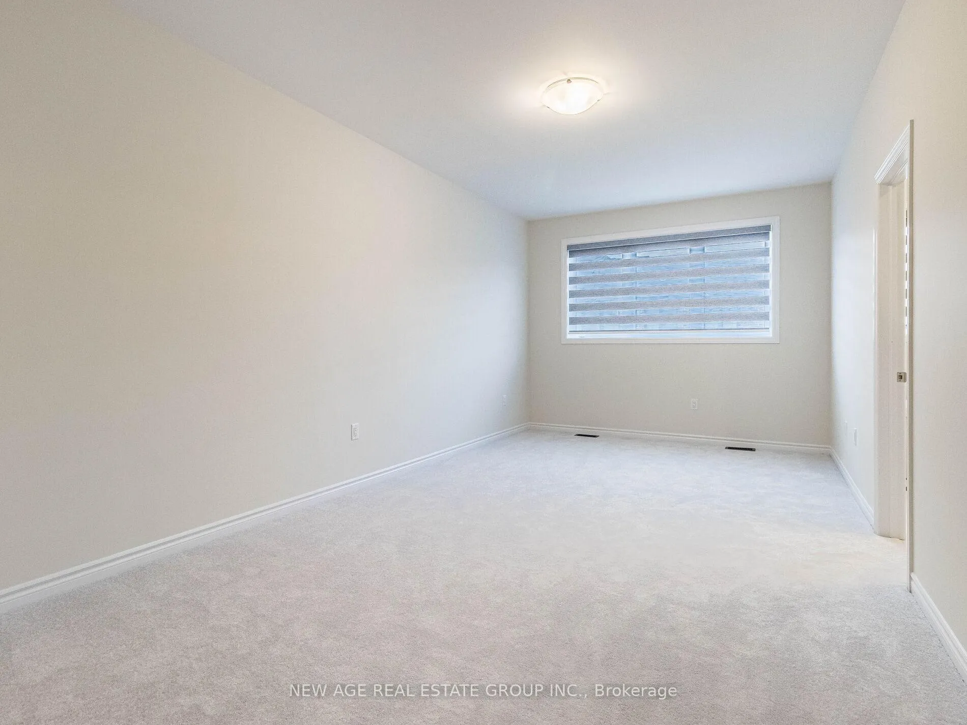Photo 22 of 1419 Oakmont Common, Burlington, Tyandaga — HOMEH