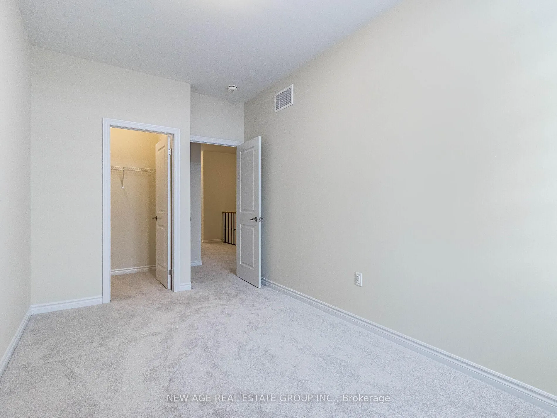 Photo 36 of 1419 Oakmont Common, Burlington, Tyandaga — HOMEH