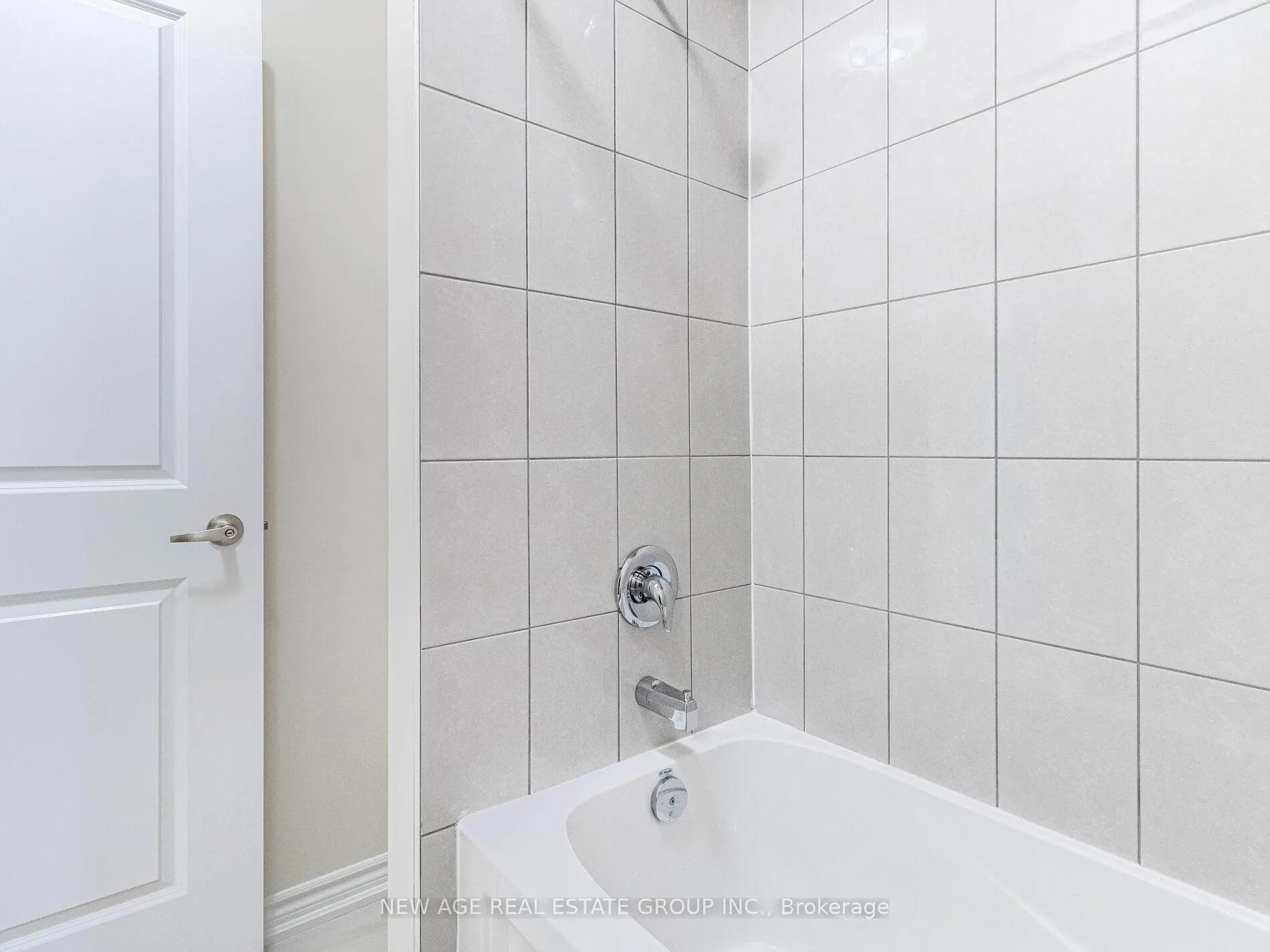 Photo 42 of 1419 Oakmont Common, Burlington, Tyandaga — HOMEH
