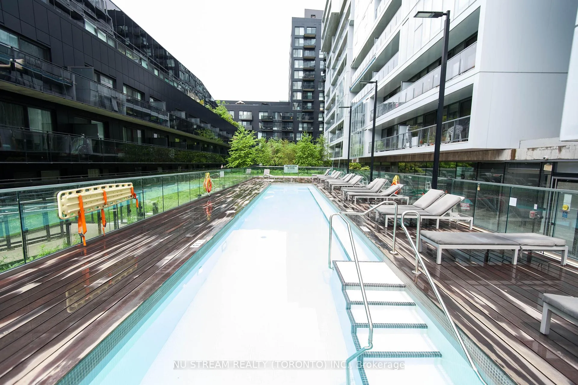 Photo 10 of Unit 511, 32 Trolley Crescent, Toronto, Moss Park — HOMEH