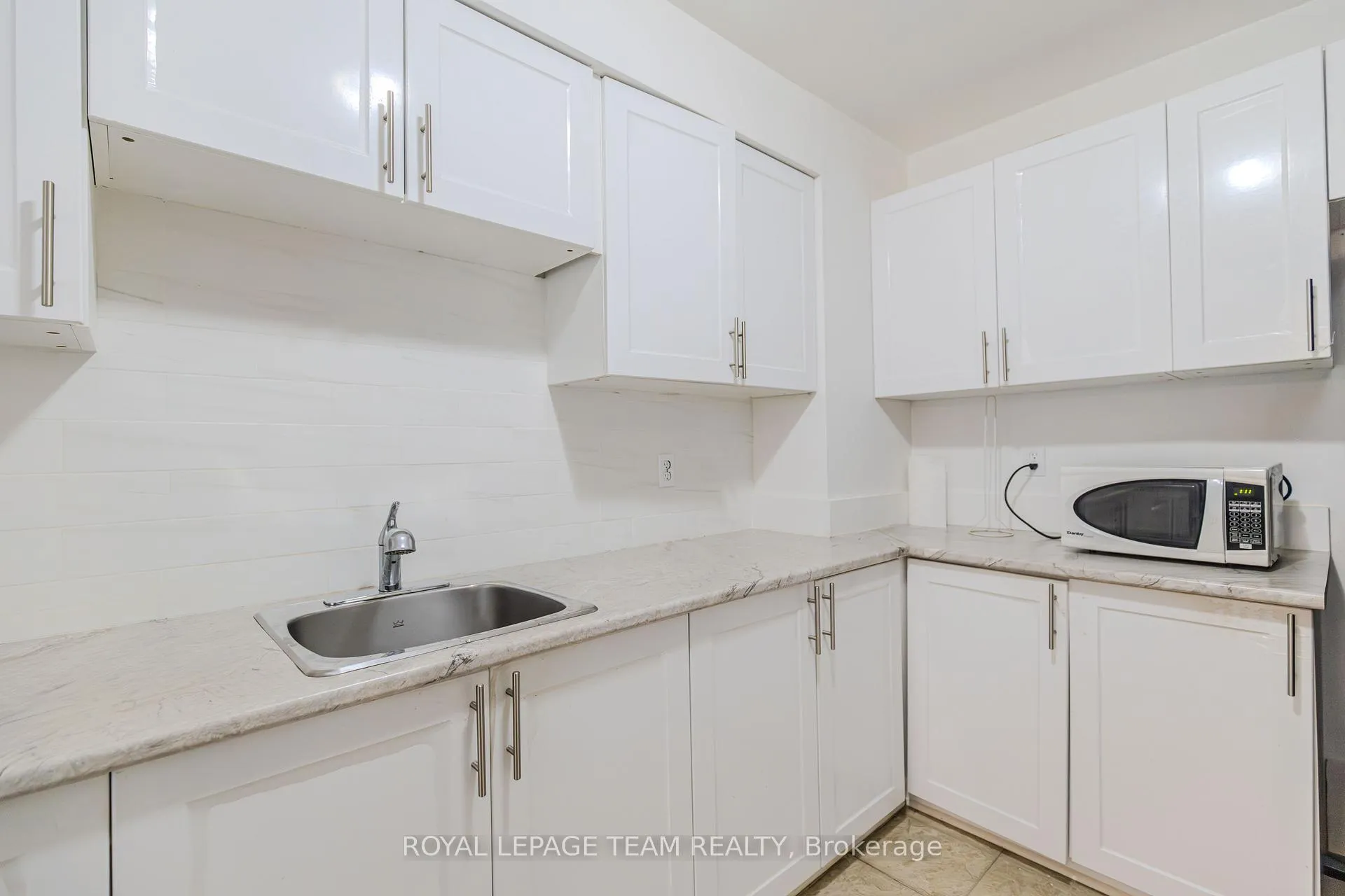 Photo 23 of Unit 20, 2669 Southvale Crescent, Ottawa, Sheffield Glen/Industrial Park — HOMEH