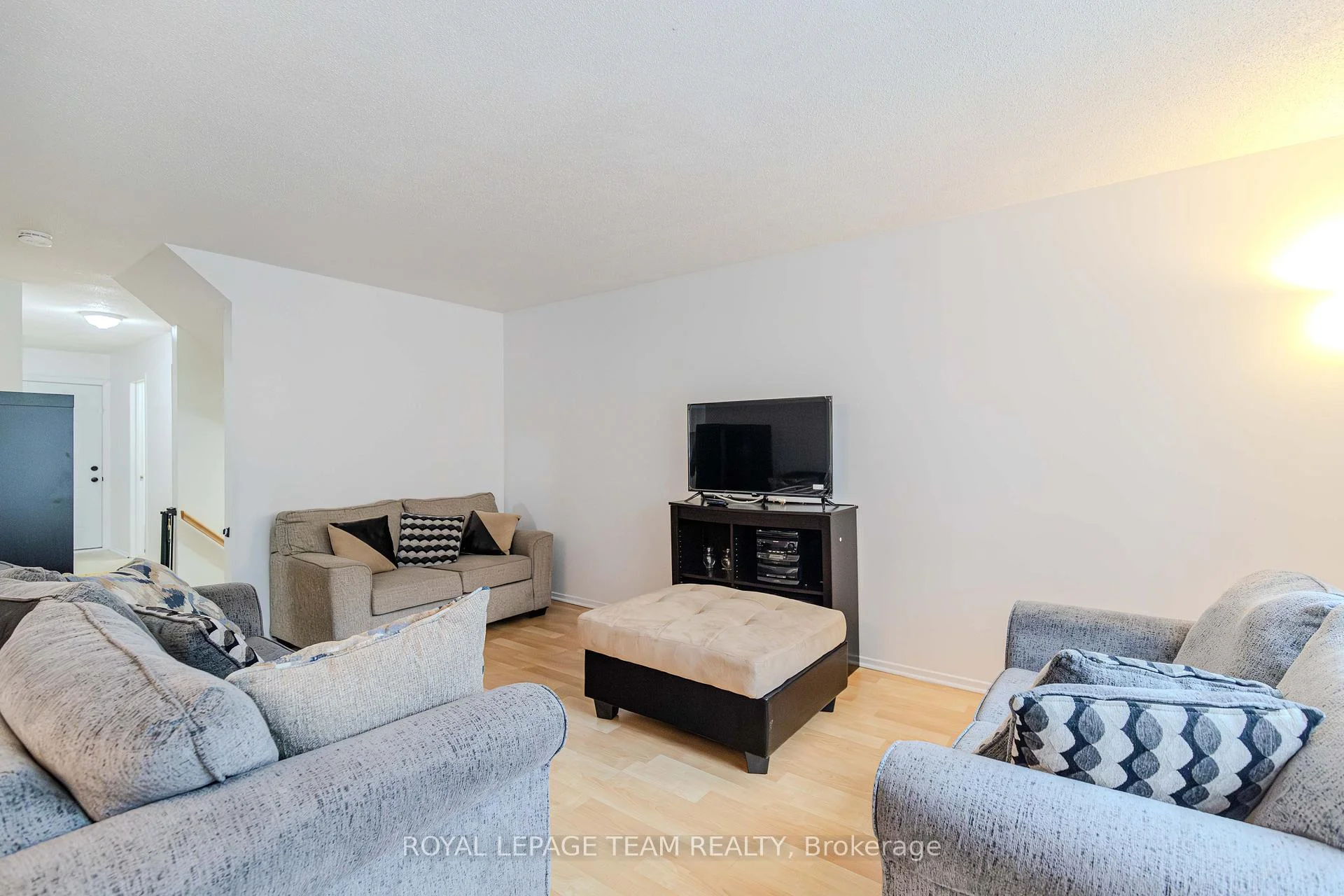 Photo 39 of Unit 20, 2669 Southvale Crescent, Ottawa, Sheffield Glen/Industrial Park — HOMEH