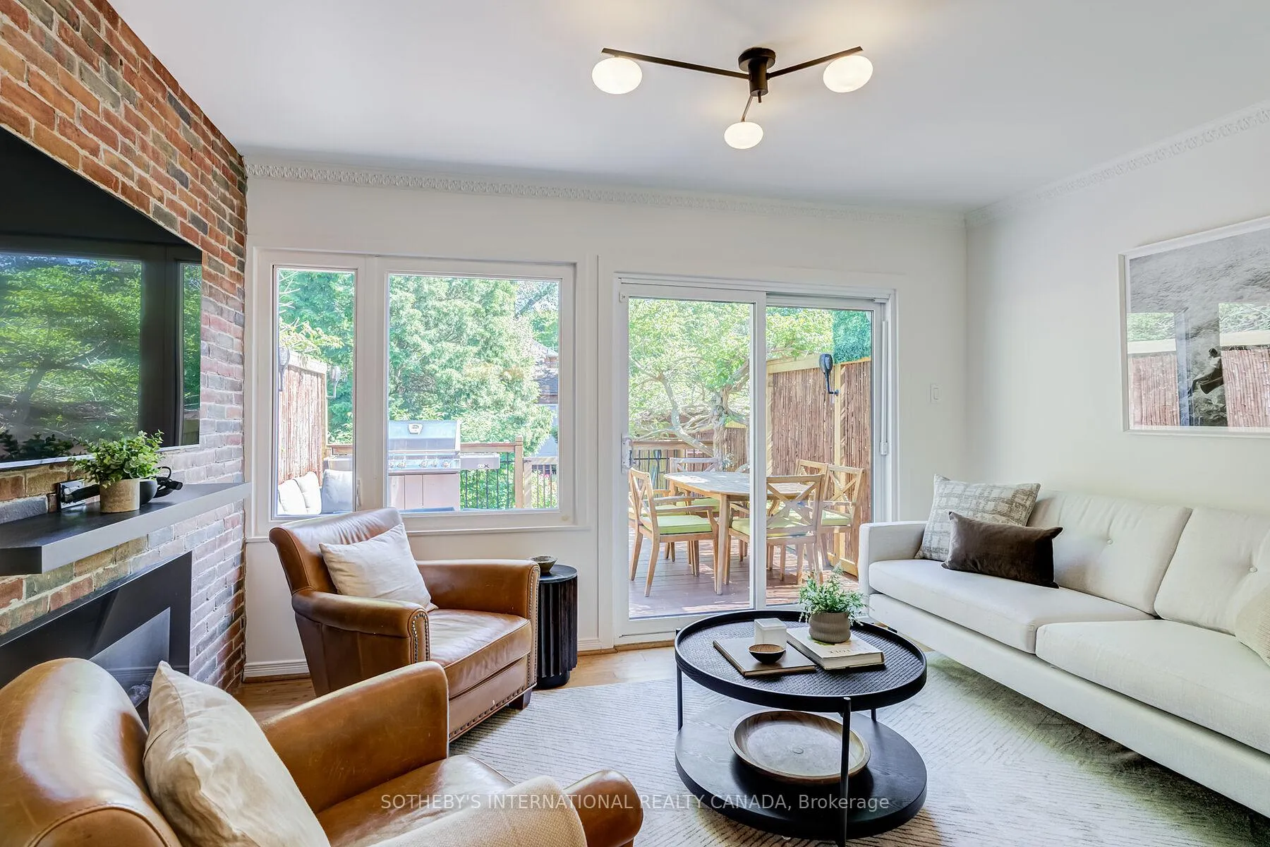 Photo 11 of 361 Hillsdale Avenue E, Toronto, Mount Pleasant East — HOMEH
