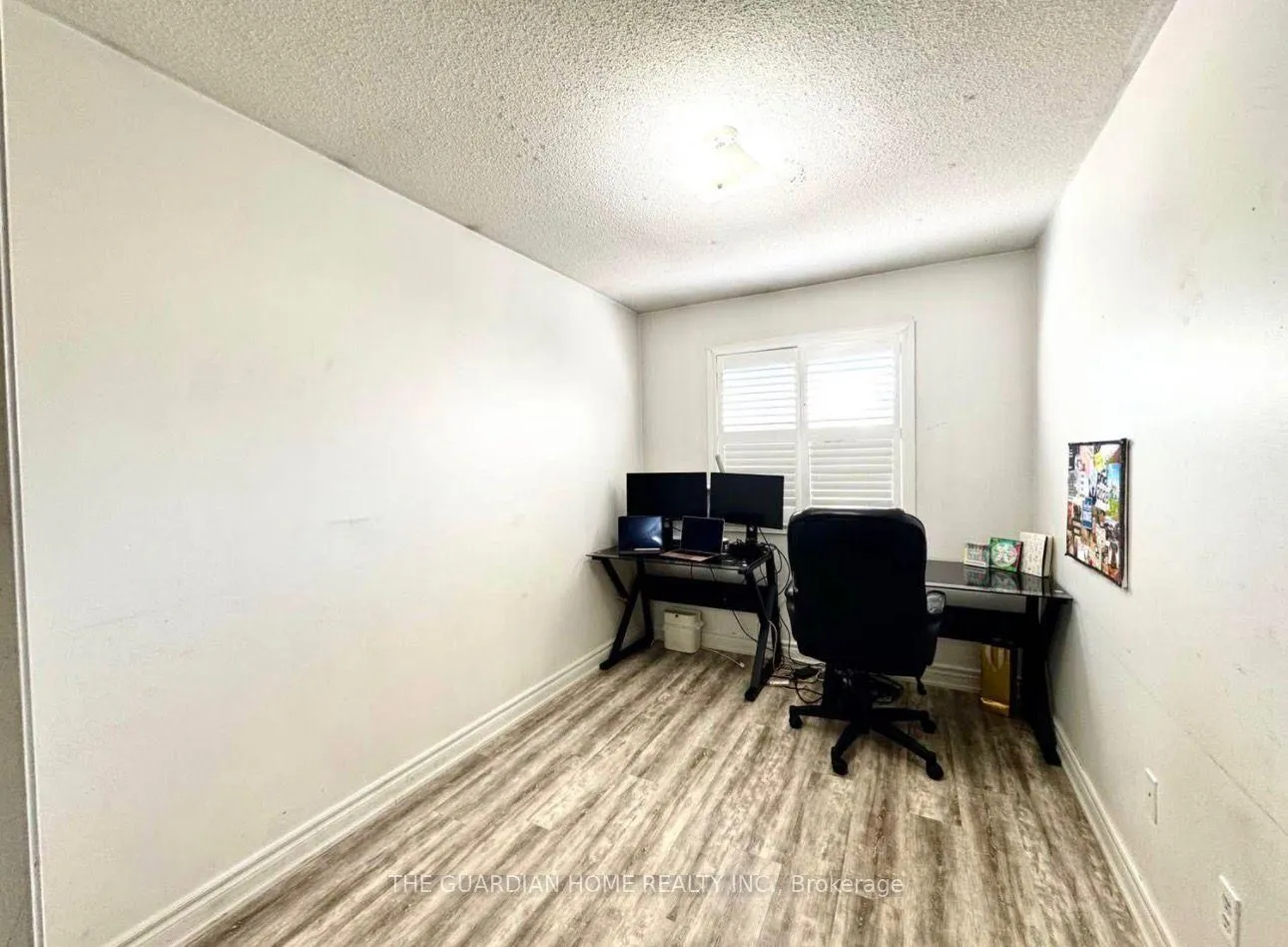 Photo 10 of 118 Guinevere Road, Markham, Cedarwood — HOMEH