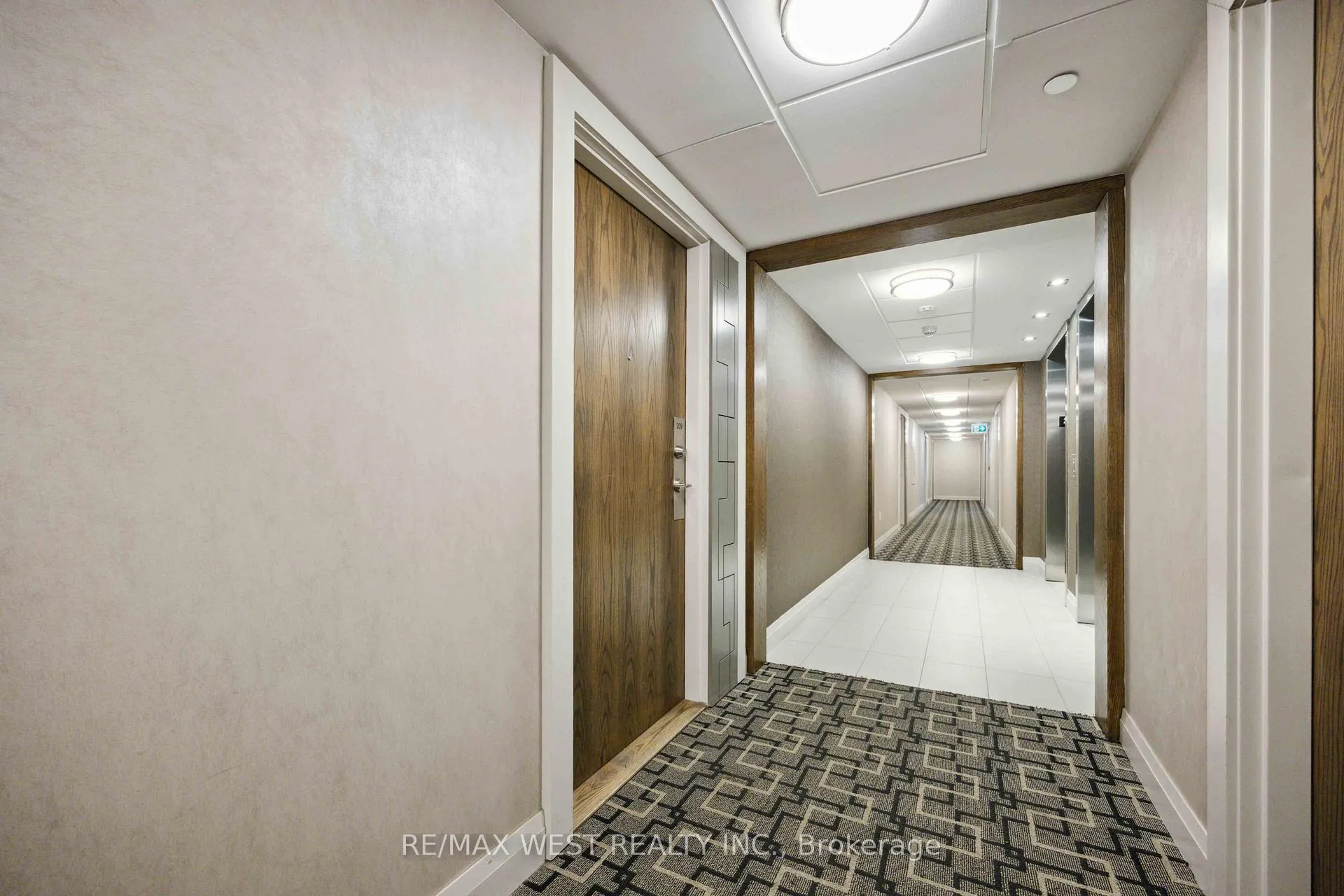 Photo 20 of Unit 209, 99 Eagle Rock Way, Vaughan, Maple — HOMEH