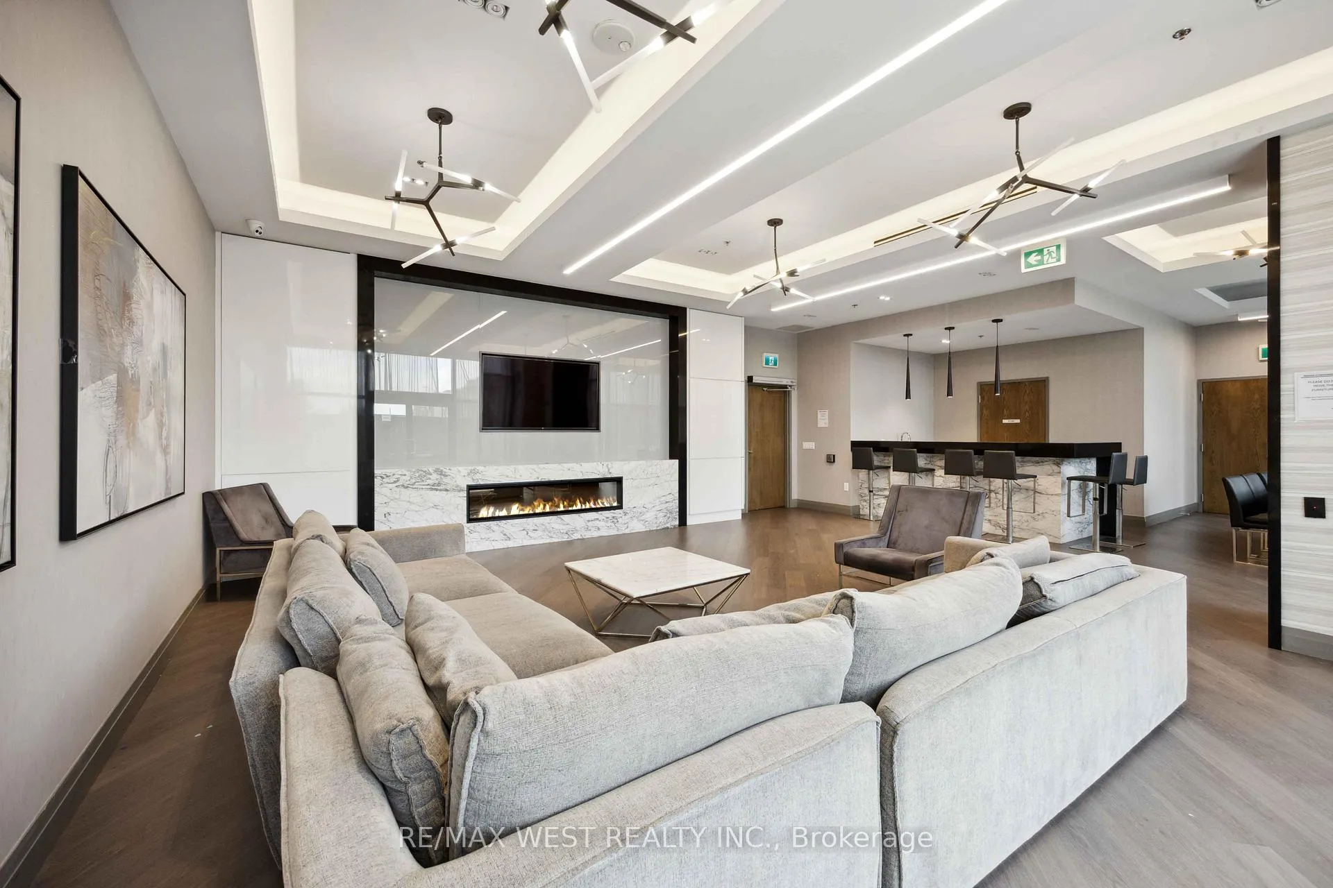 Photo 24 of Unit 209, 99 Eagle Rock Way, Vaughan, Maple — HOMEH