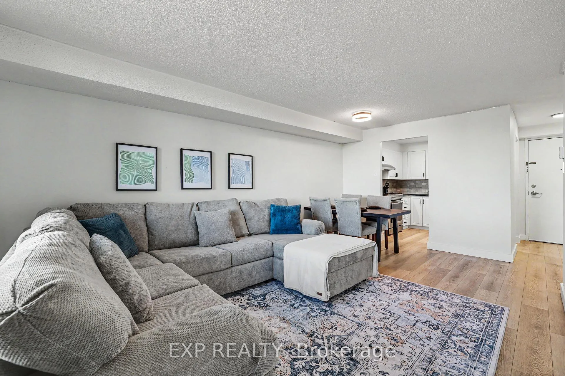 Photo 10 of Unit 312, 1440 Heron Road, Ottawa, Heron Gate — HOMEH
