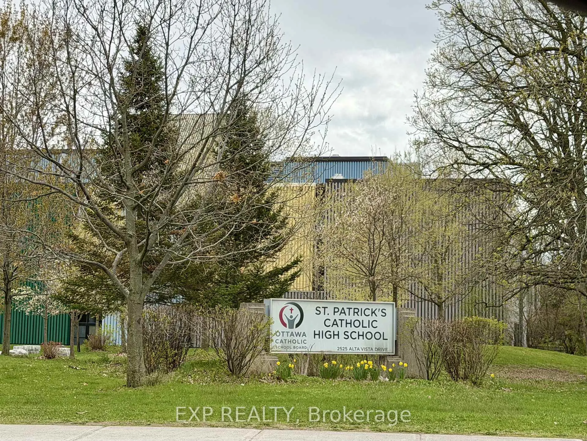 Photo 22 of Unit 312, 1440 Heron Road, Ottawa, Heron Gate — HOMEH