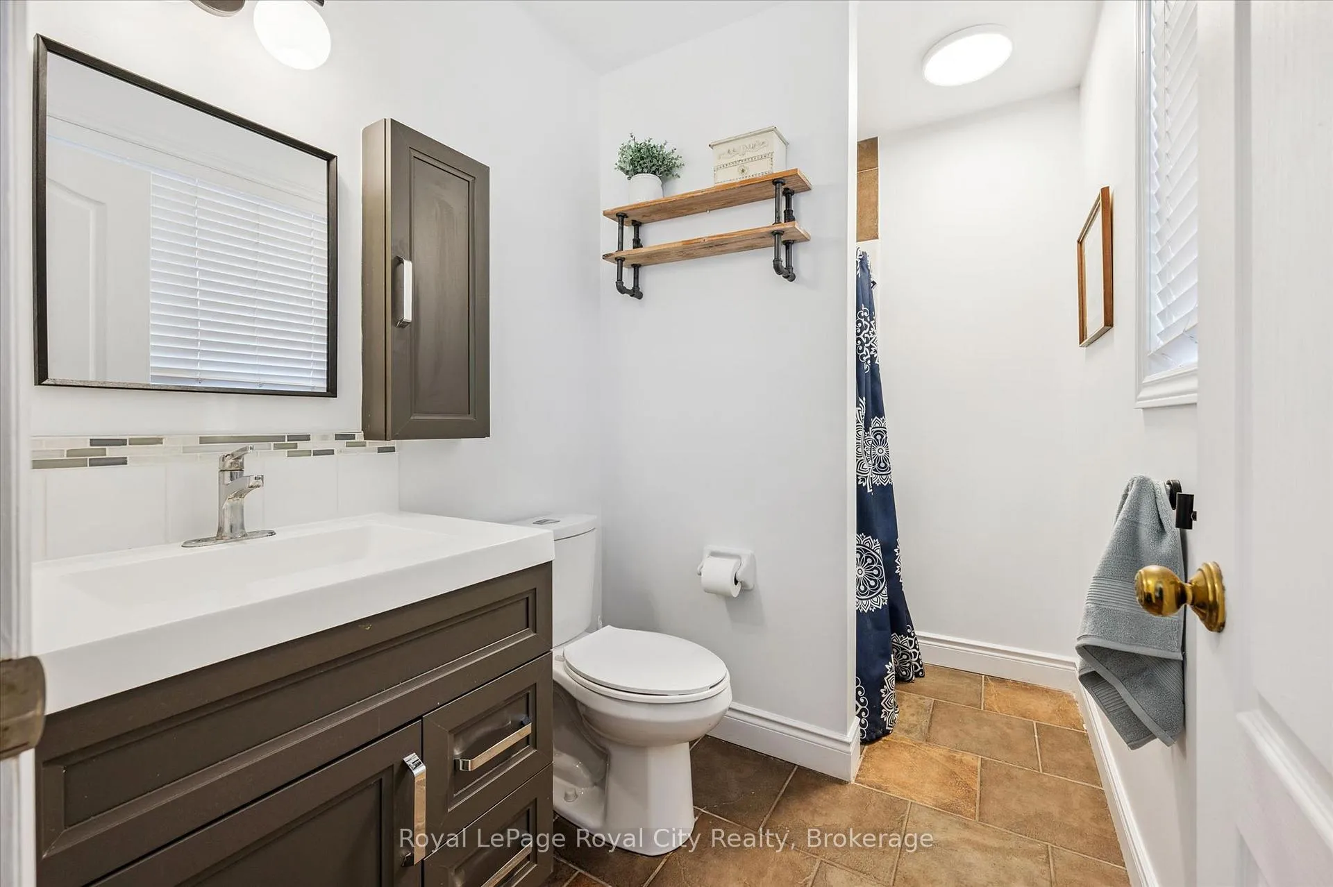 Photo 17 of 20 Darby Road, Guelph, Willow West/Sugarbush/West Acres — HOMEH