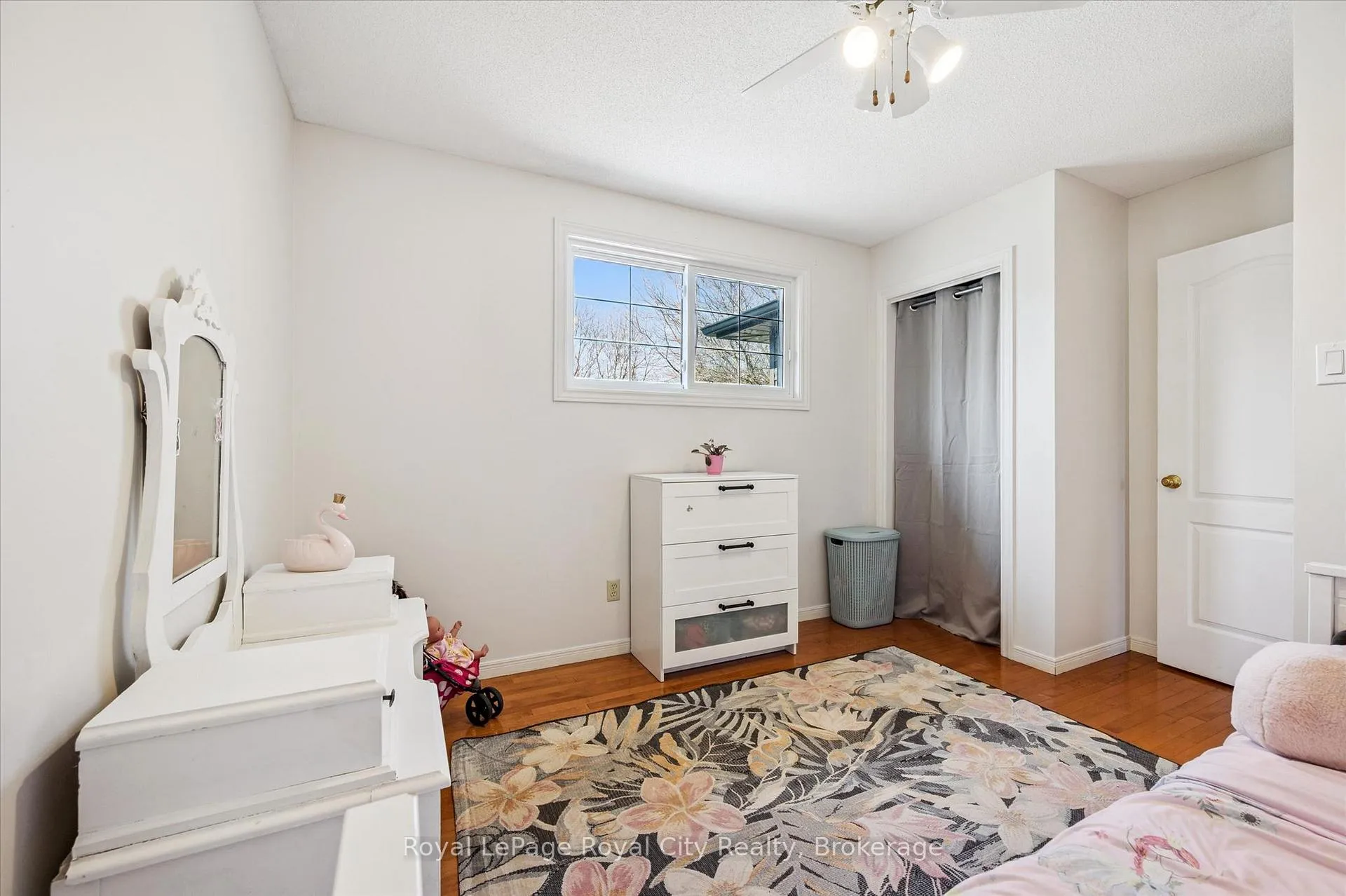Photo 23 of 20 Darby Road, Guelph, Willow West/Sugarbush/West Acres — HOMEH