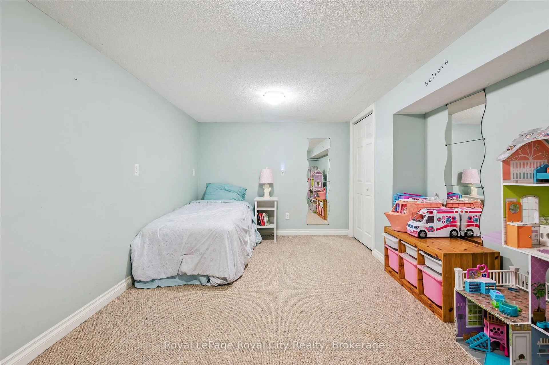 Photo 27 of 20 Darby Road, Guelph, Willow West/Sugarbush/West Acres — HOMEH