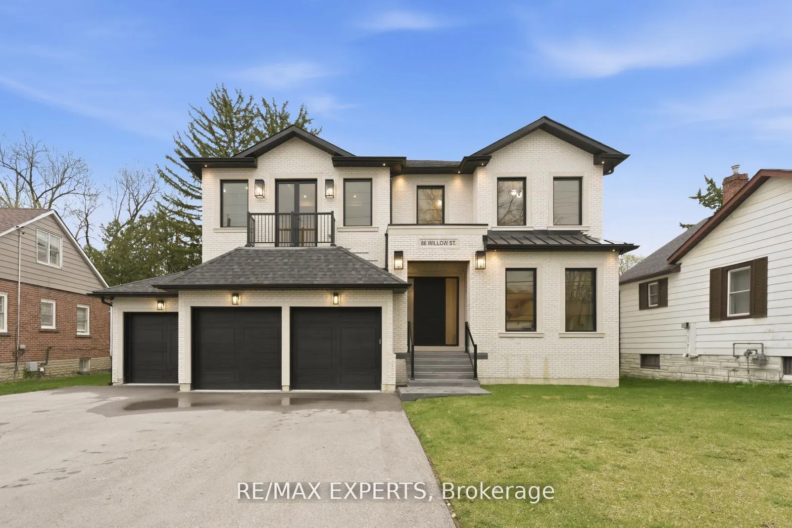 Photo 4 of 86 Willow Street, Caledon, Bolton East — HOMEH