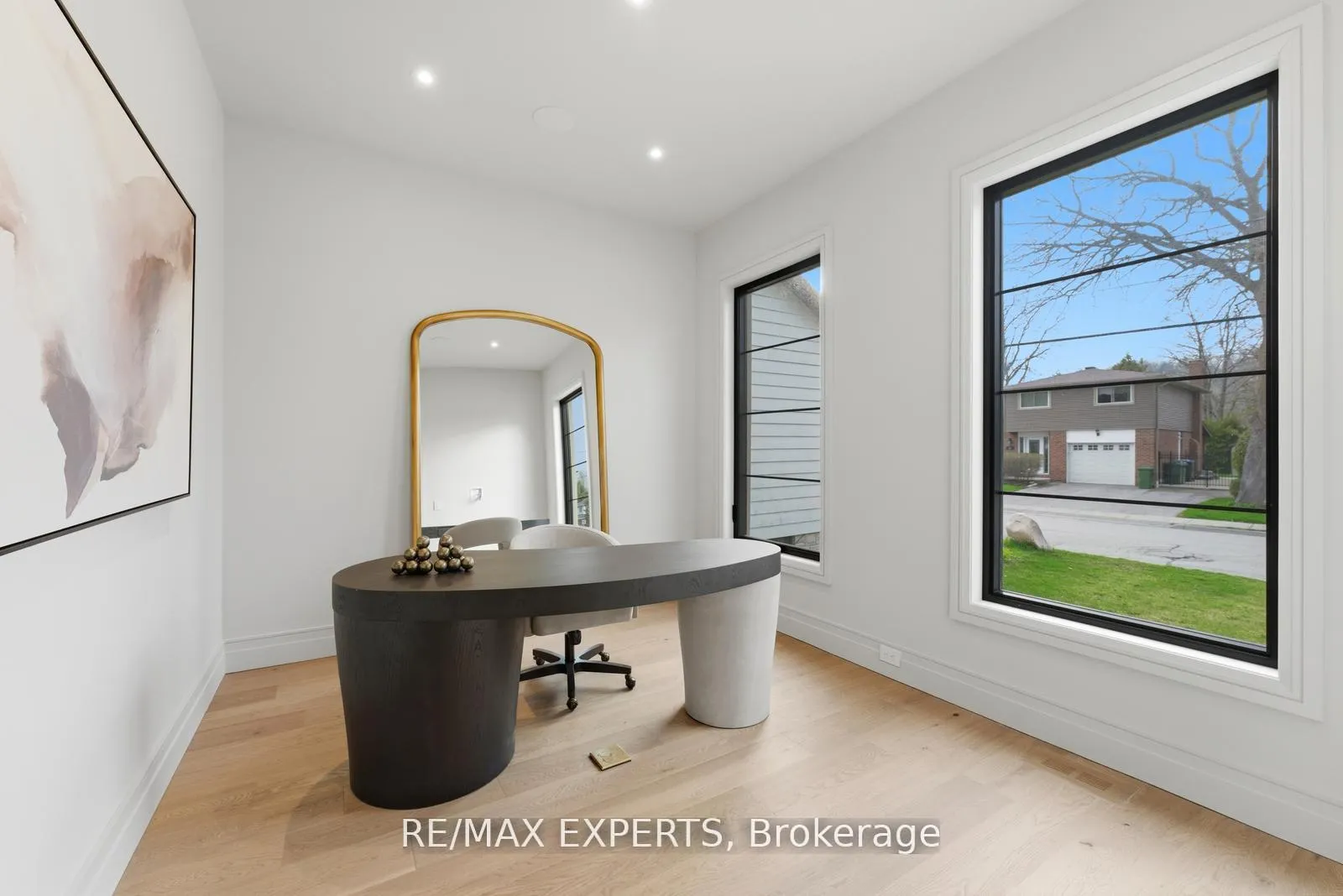 Photo 7 of 86 Willow Street, Caledon, Bolton East — HOMEH
