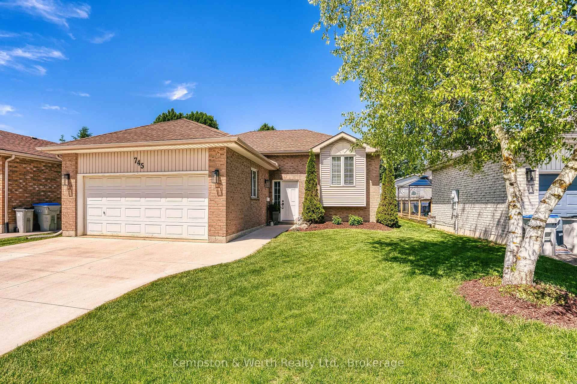 Photo 1 of 745 Lavery Street, North Perth, Listowel — HOMEH