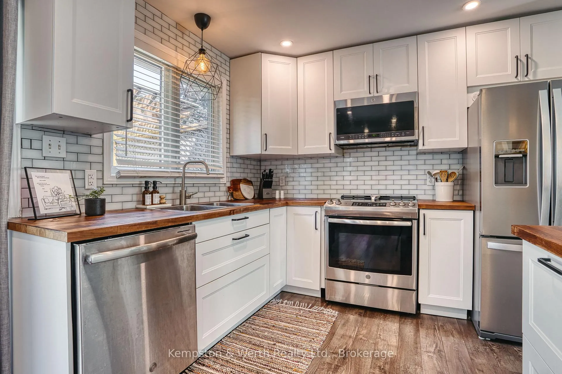 Photo 17 of 745 Lavery Street, North Perth, Listowel — HOMEH
