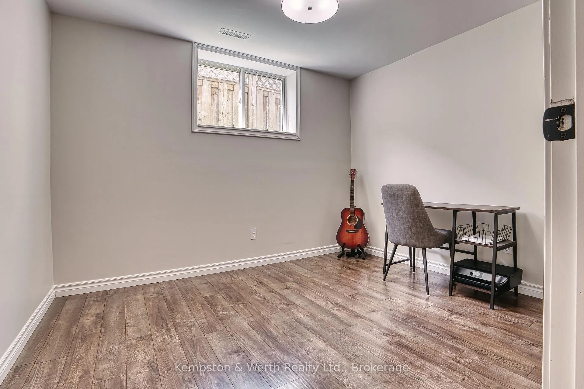 Photo 33 of 745 Lavery Street, North Perth, Listowel — HOMEH