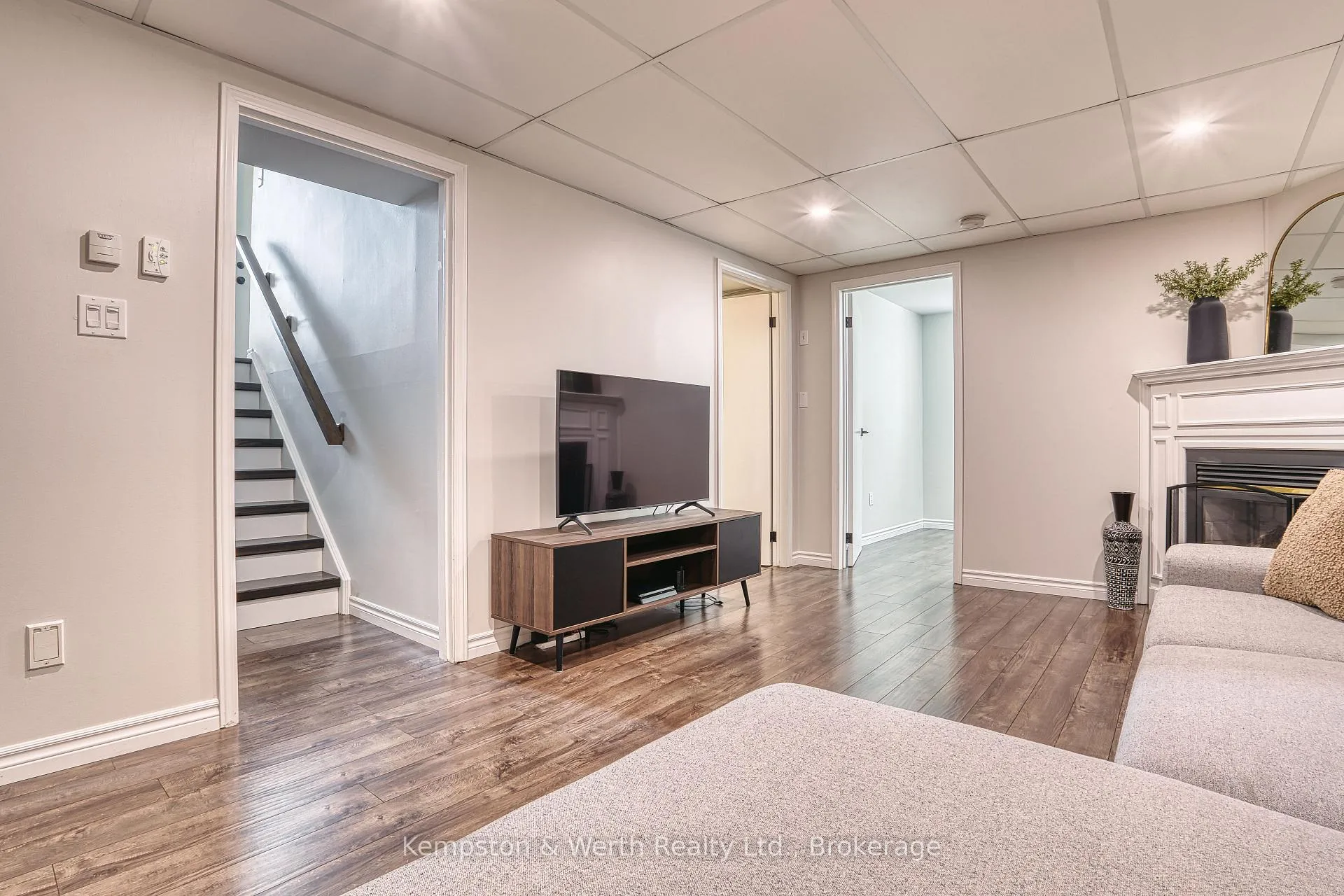 Photo 36 of 745 Lavery Street, North Perth, Listowel — HOMEH