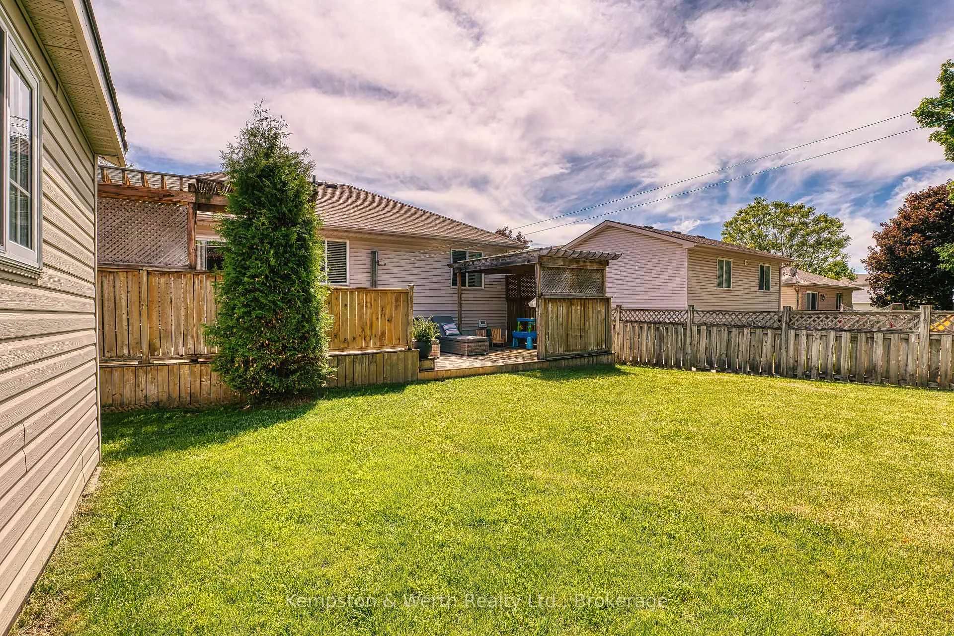 Photo 37 of 745 Lavery Street, North Perth, Listowel — HOMEH