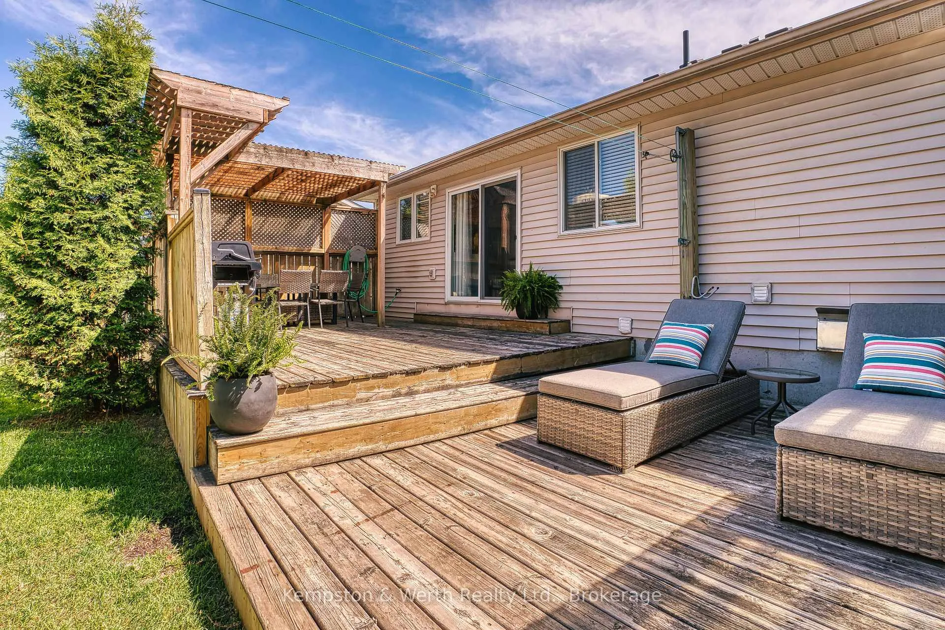 Photo 39 of 745 Lavery Street, North Perth, Listowel — HOMEH