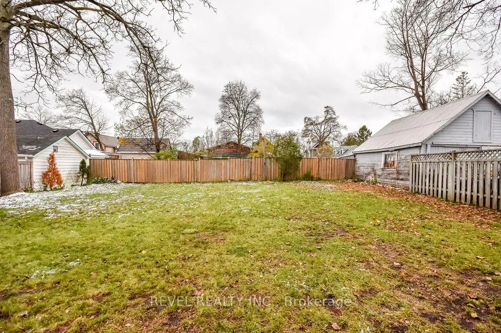 Photo 43 of 44 Parkside Drive, Barrie, Queen's Park — HOMEH