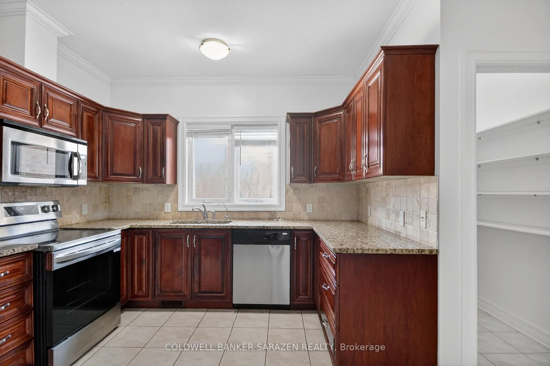 Photo 17 of 599 Ballycastle Crescent, Ottawa, Riverside South — HOMEH