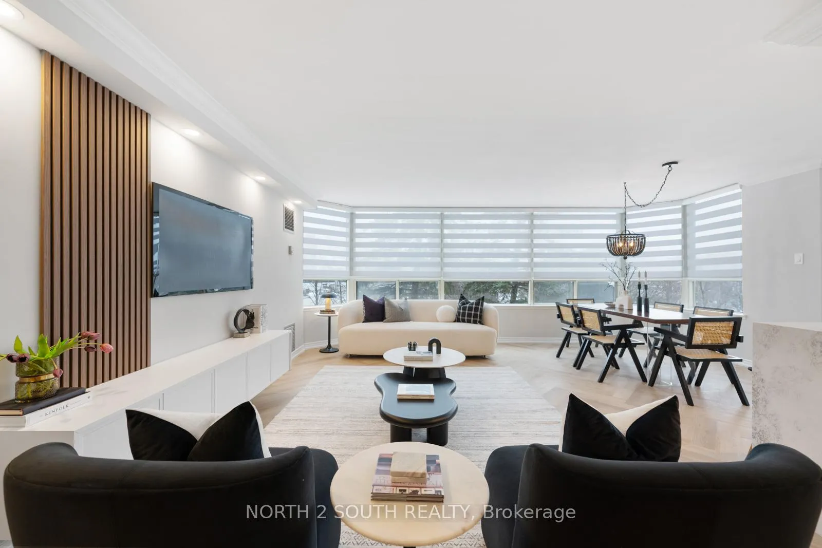Photo 8 of Unit 304, 7 Townsgate Drive, Vaughan, Crestwood-Springfarm-Yorkhill — HOMEH