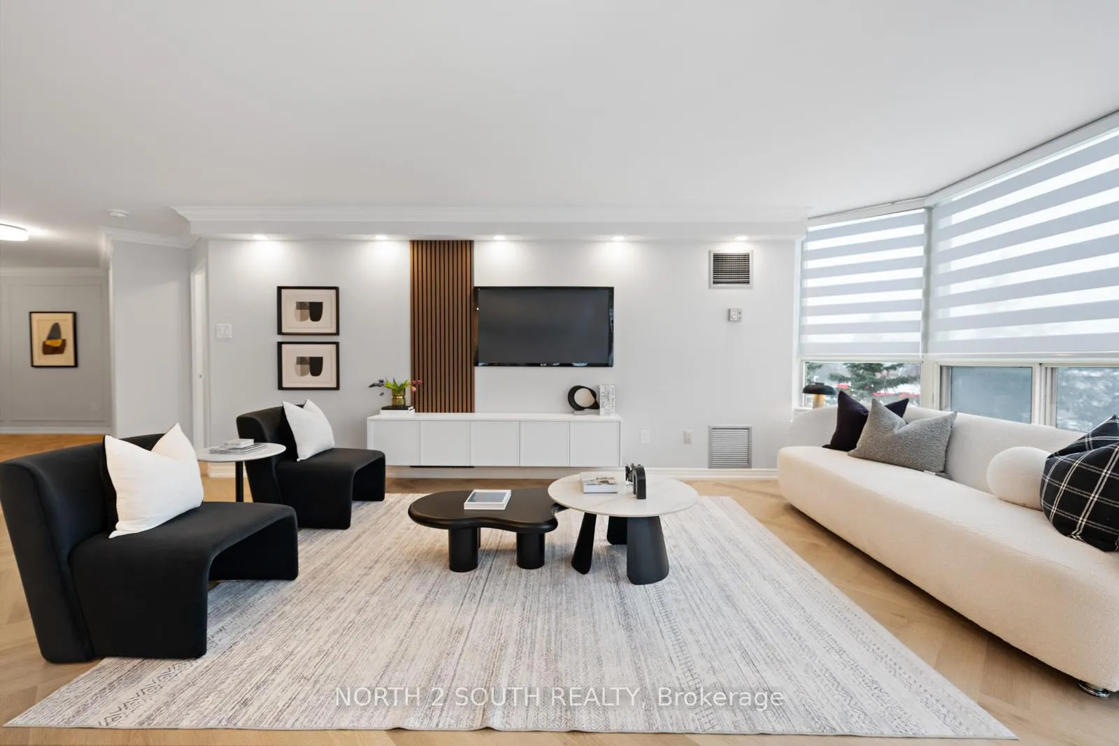 Photo 11 of Unit 304, 7 Townsgate Drive, Vaughan, Crestwood-Springfarm-Yorkhill — HOMEH