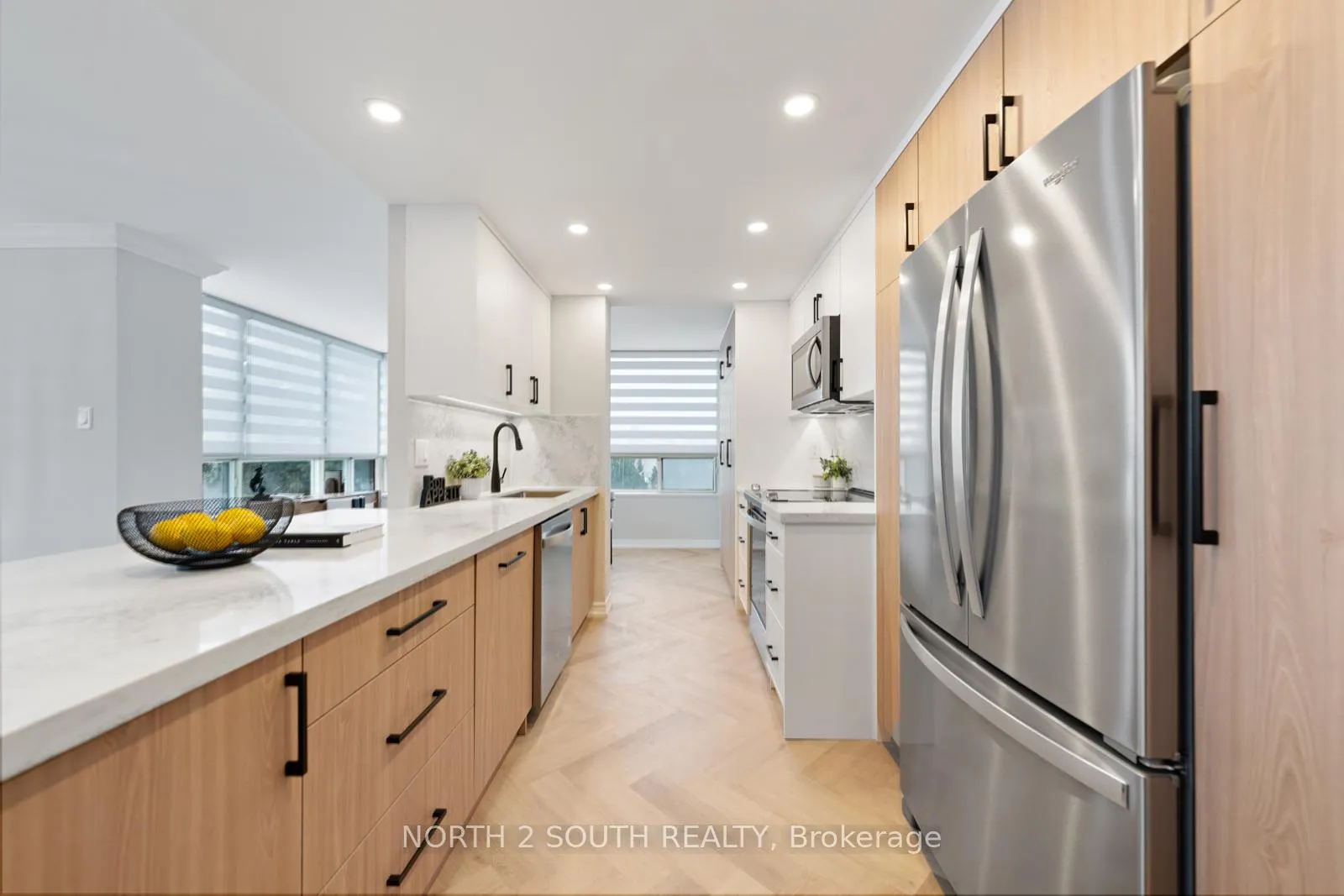 Photo 15 of Unit 304, 7 Townsgate Drive, Vaughan, Crestwood-Springfarm-Yorkhill — HOMEH