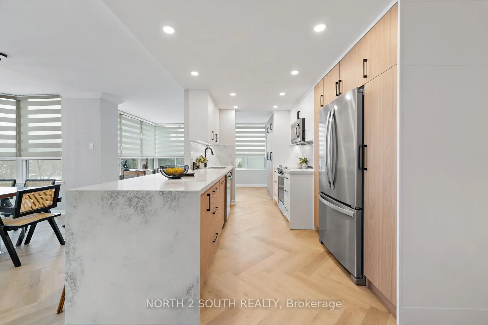 Photo 21 of Unit 304, 7 Townsgate Drive, Vaughan, Crestwood-Springfarm-Yorkhill — HOMEH