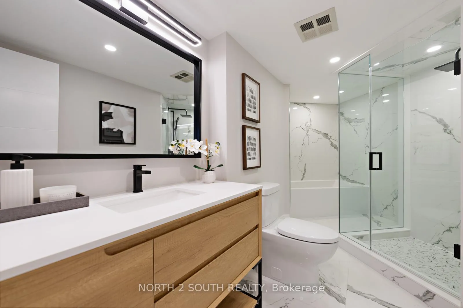 Photo 31 of Unit 304, 7 Townsgate Drive, Vaughan, Crestwood-Springfarm-Yorkhill — HOMEH