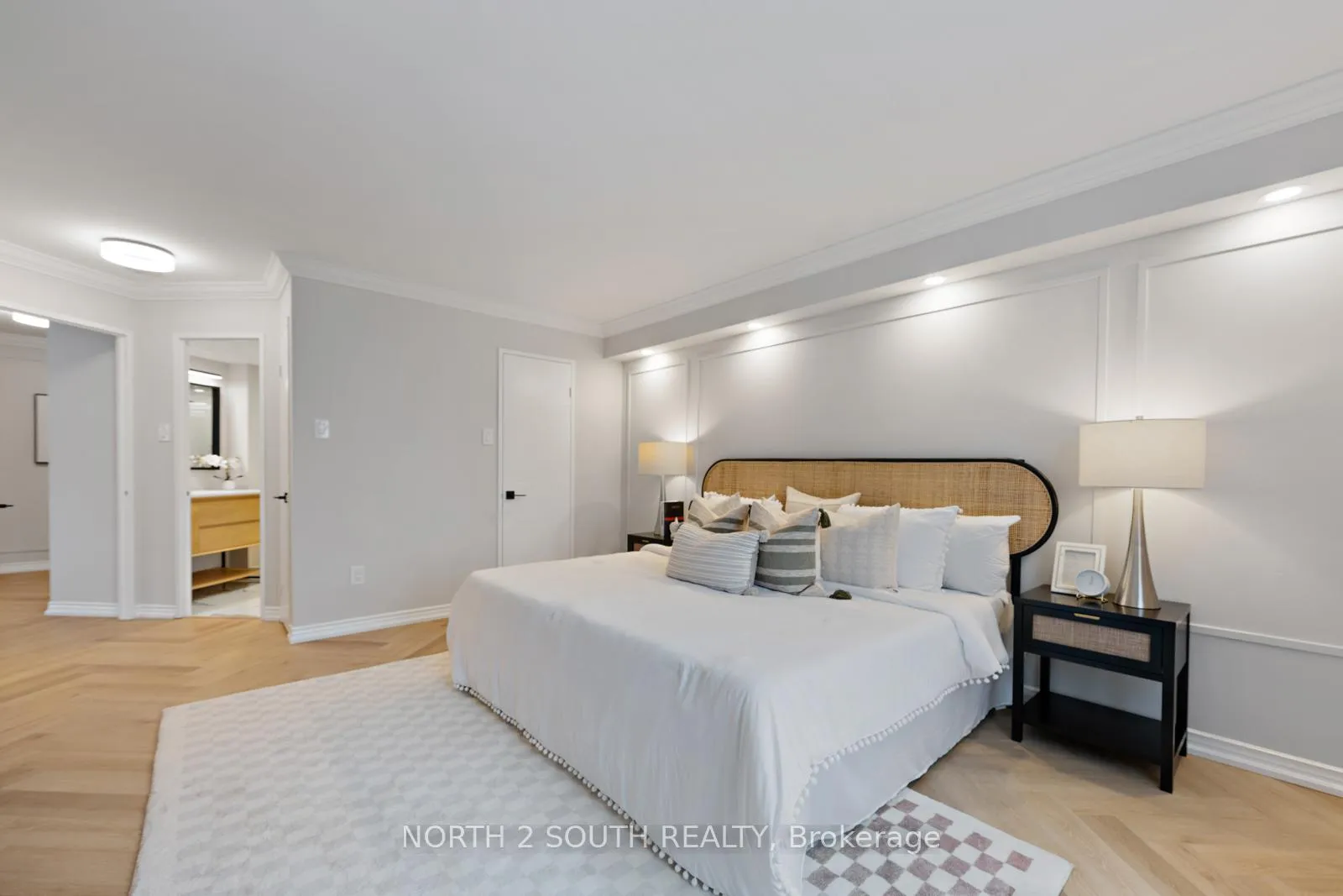 Photo 36 of Unit 304, 7 Townsgate Drive, Vaughan, Crestwood-Springfarm-Yorkhill — HOMEH