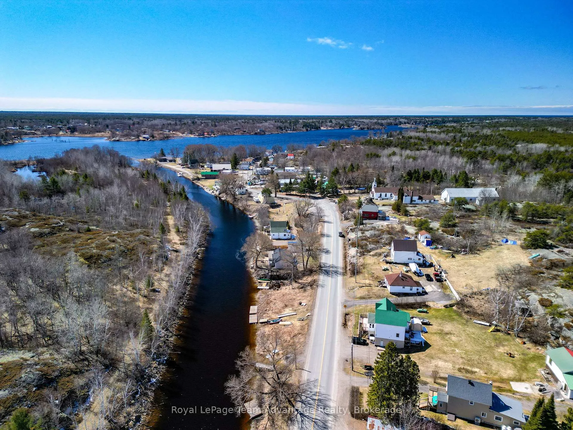 Photo 30 of 945 Riverside Drive, Parry Sound Remote Area, Wallbridge — HOMEH