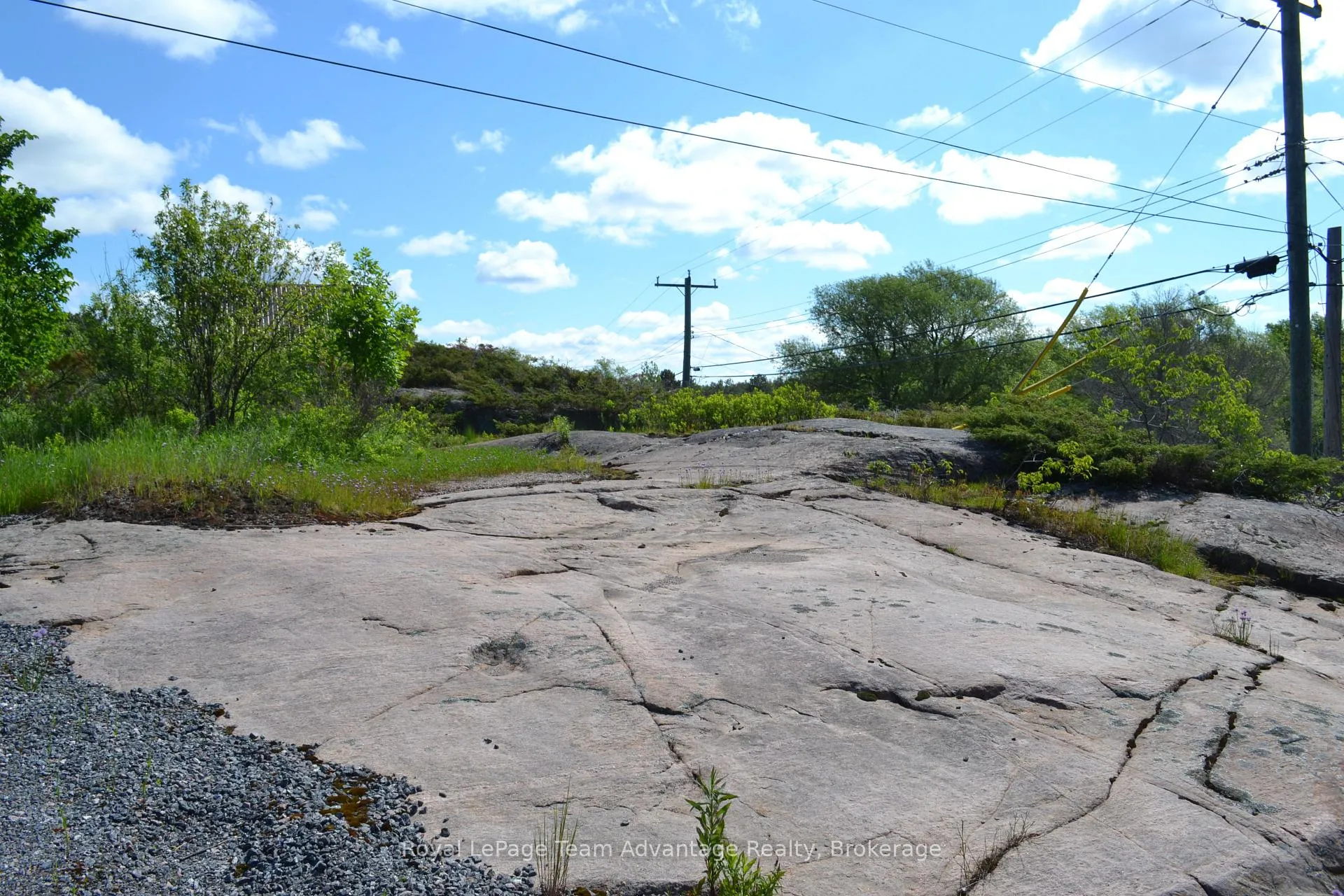 Photo 33 of 945 Riverside Drive, Parry Sound Remote Area, Wallbridge — HOMEH