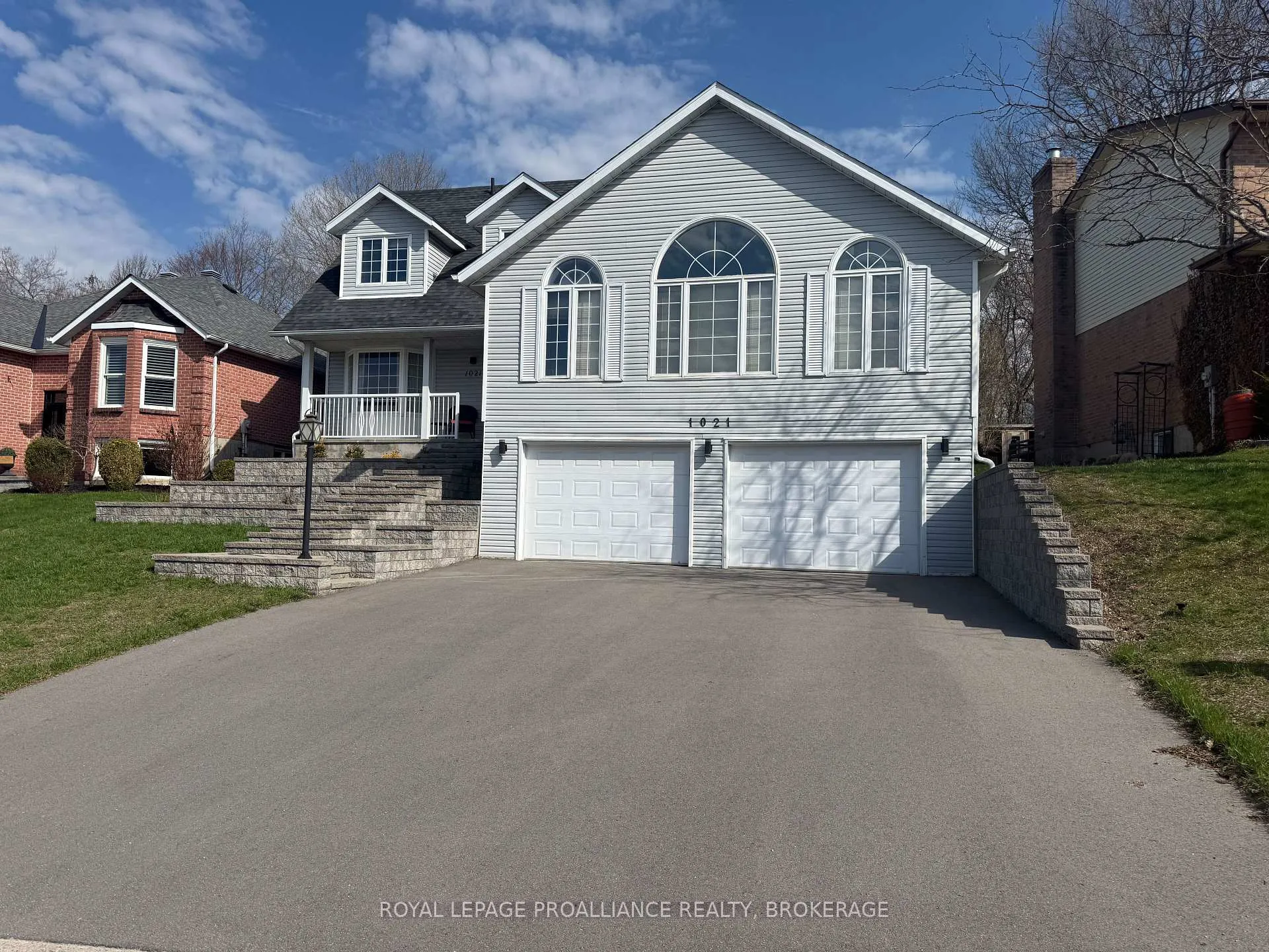 Photo 2 of 1021 Dunham Street, Kingston, North of Taylor-Kidd Blvd — HOMEH