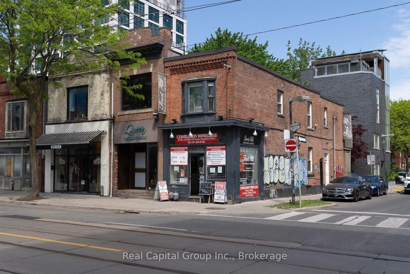 Photo 2 of 384 Queen Street, Toronto, Regent Park — HOMEH