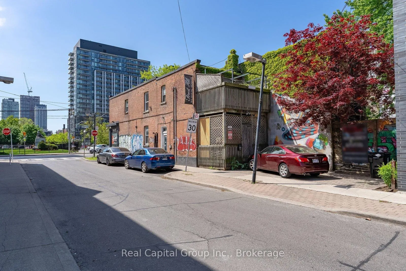 Photo 3 of 384 Queen Street, Toronto, Regent Park — HOMEH