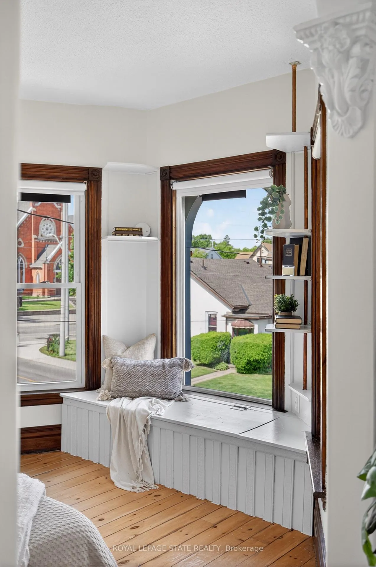Photo 23 of 225 Hess Street S, Hamilton, Durand — HOMEH