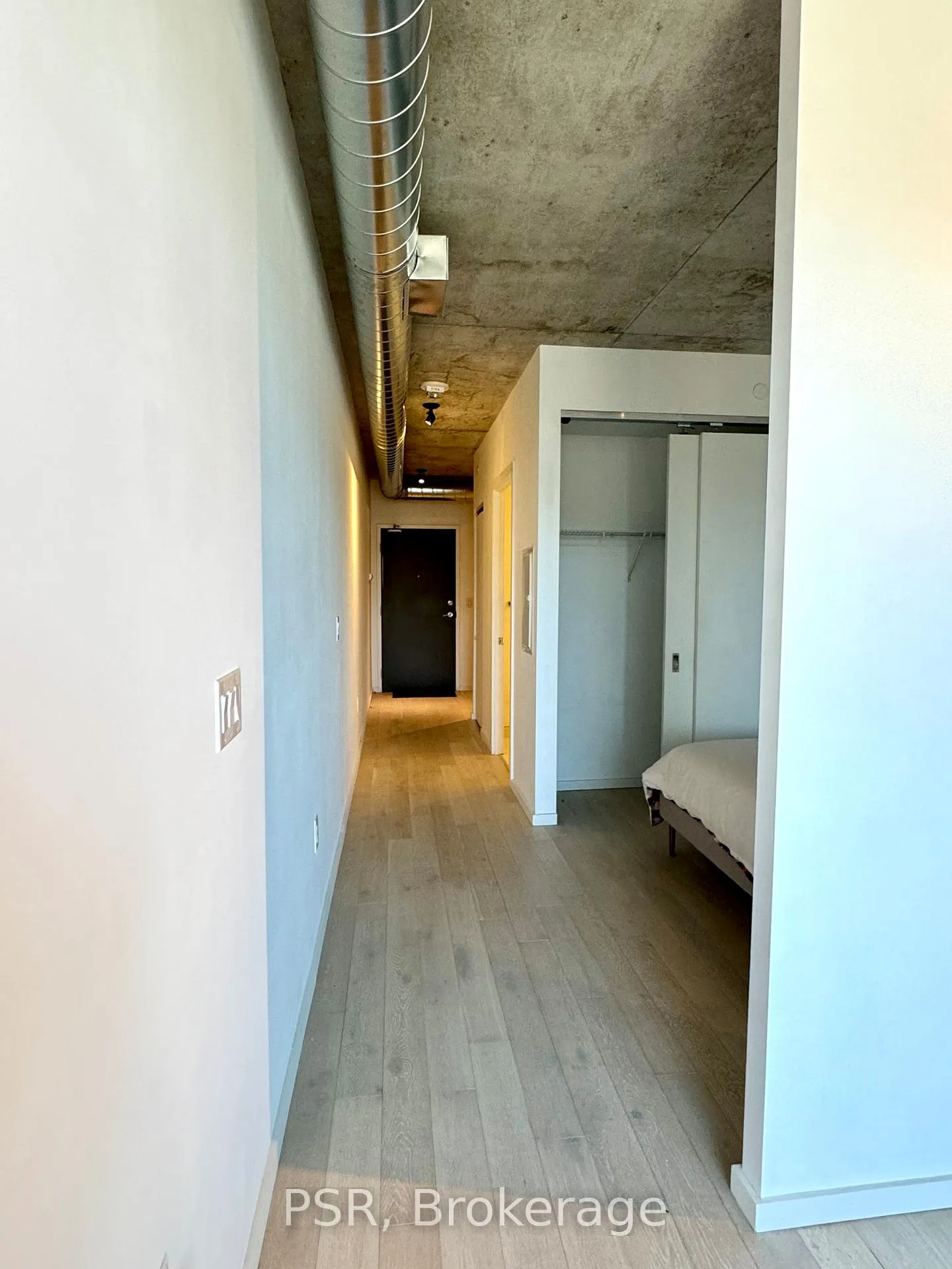 Photo 11 of Unit 510, 21 Lawren Harris Square, Toronto, Moss Park — HOMEH