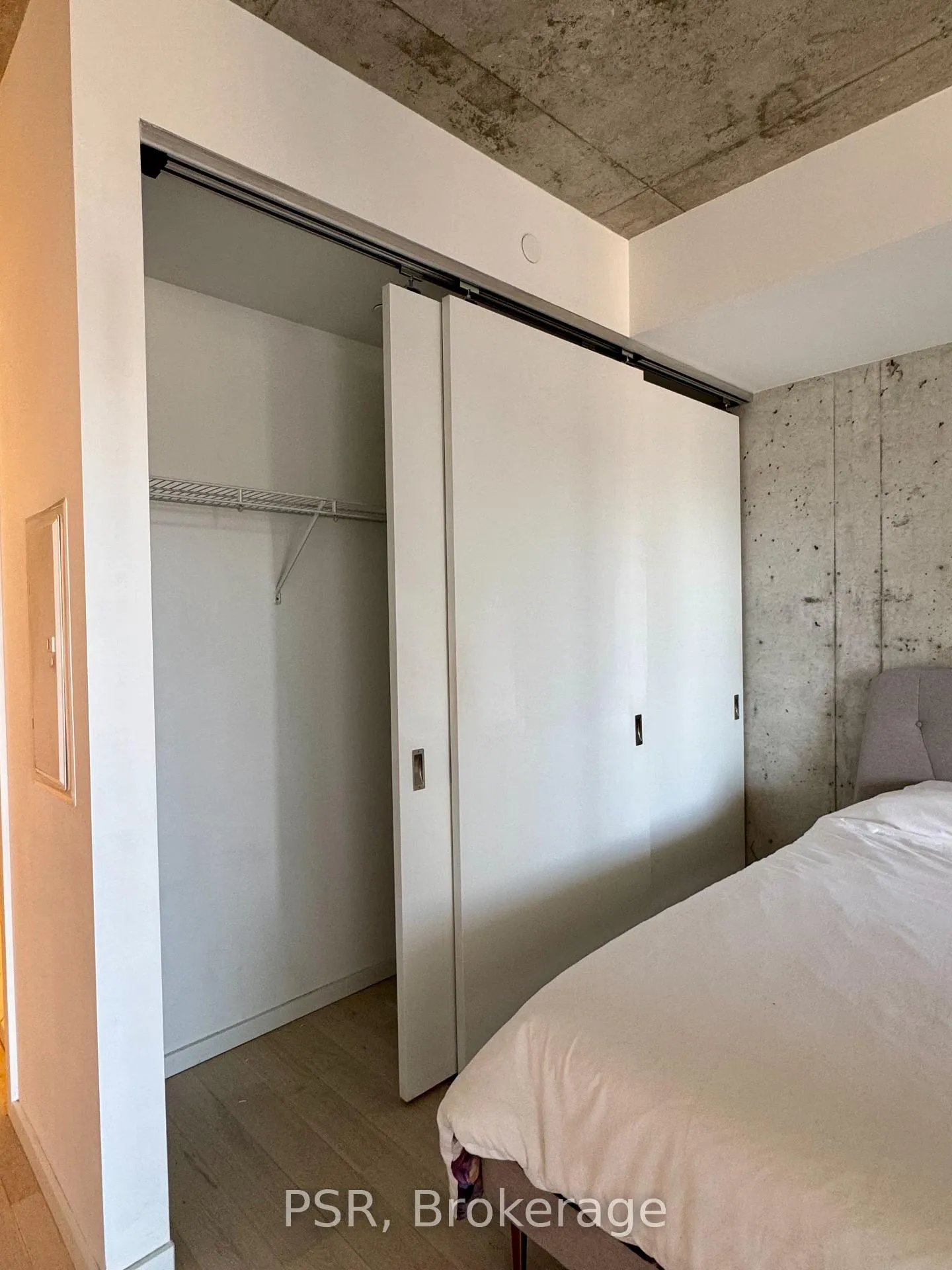 Photo 12 of Unit 510, 21 Lawren Harris Square, Toronto, Moss Park — HOMEH