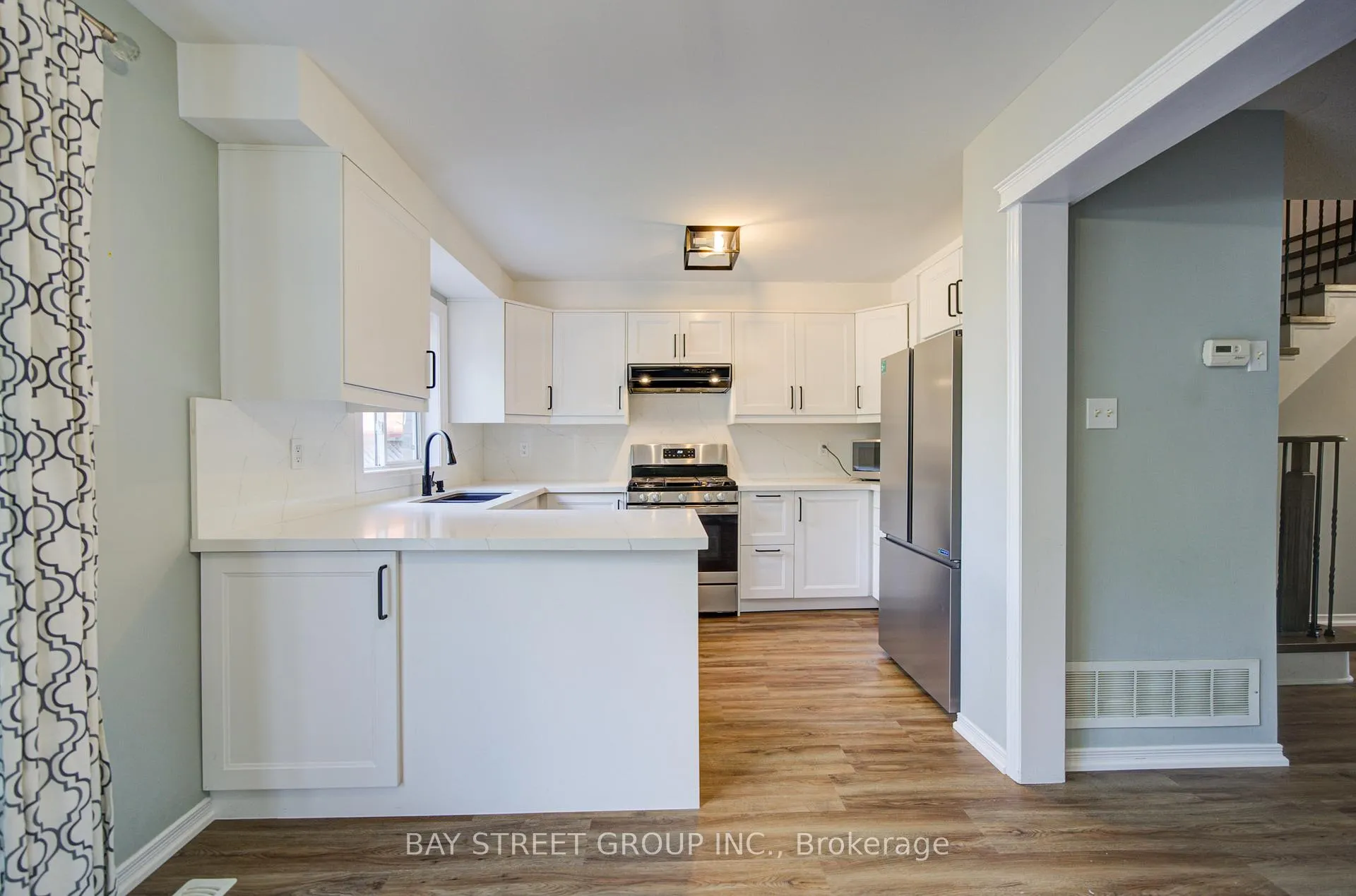 Photo 18 of 1833 Hobson Drive, Burlington, Uptown — HOMEH