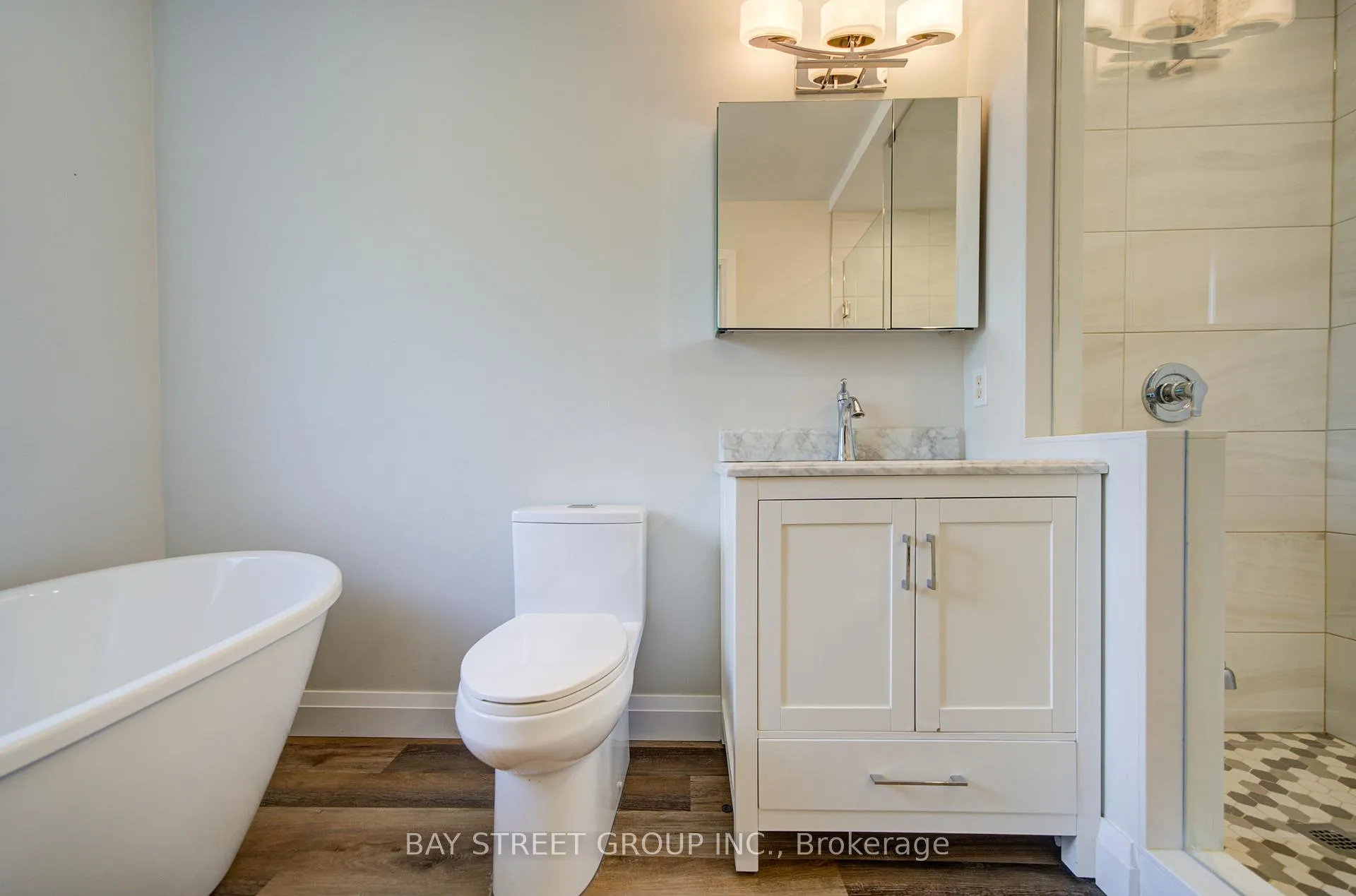 Photo 37 of 1833 Hobson Drive, Burlington, Uptown — HOMEH