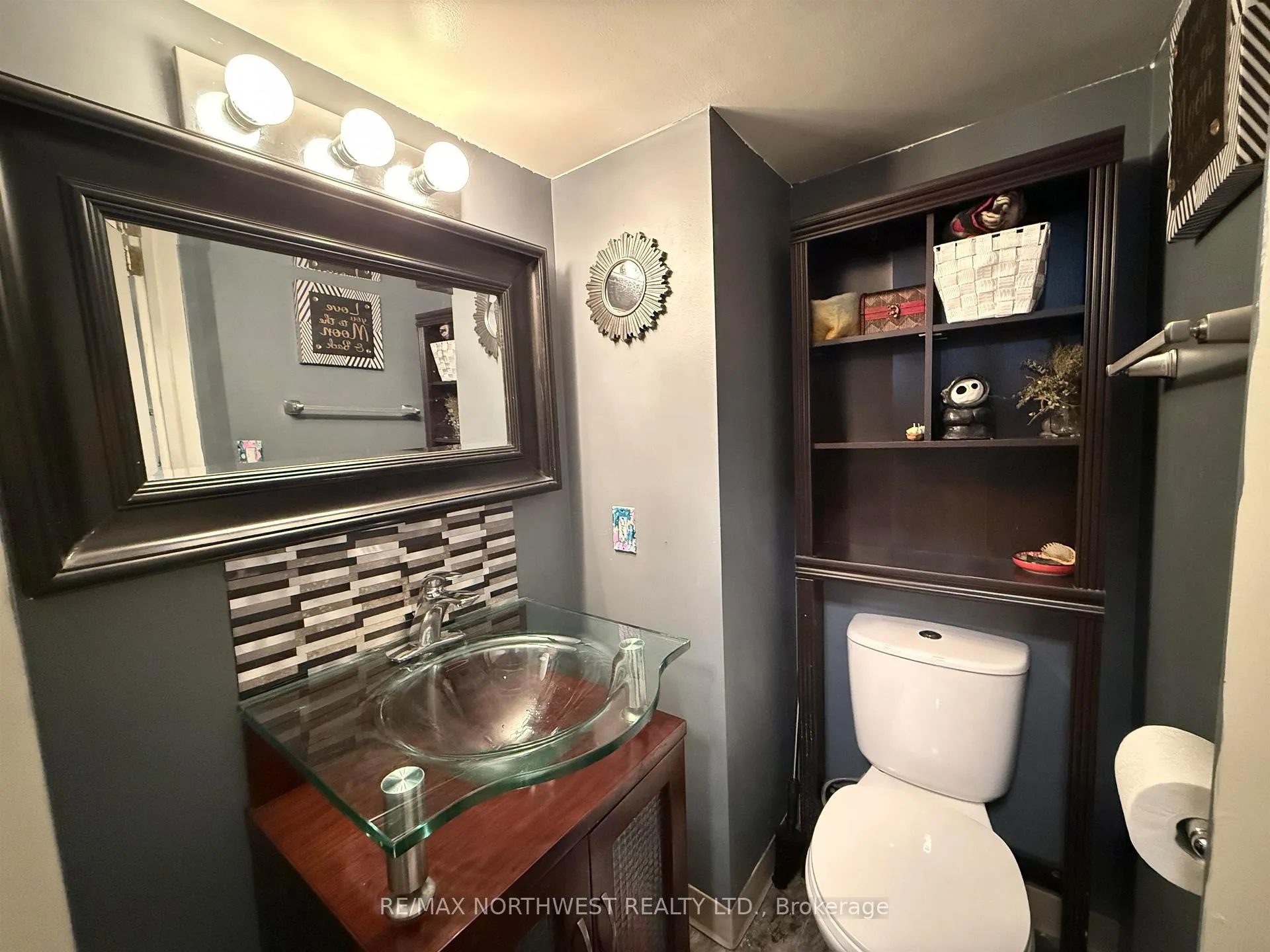 Photo 8 of 433 Third Street S, Kenora, Downtown — HOMEH